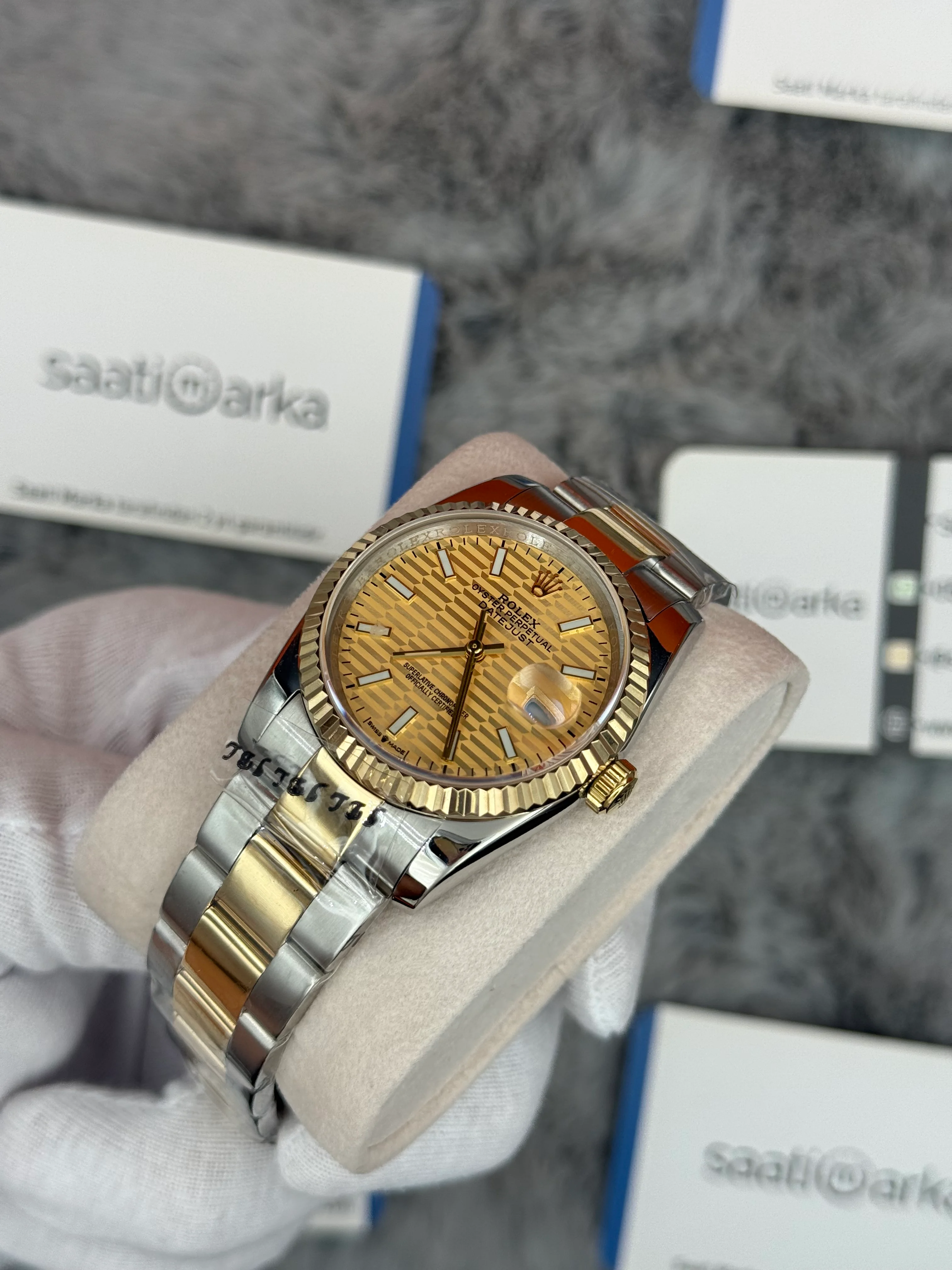 ROLEX DATEJUST 36MM ÇİZGİLİ SARI KADRAN GOLD SİLVER KASA KORDON OYSTER