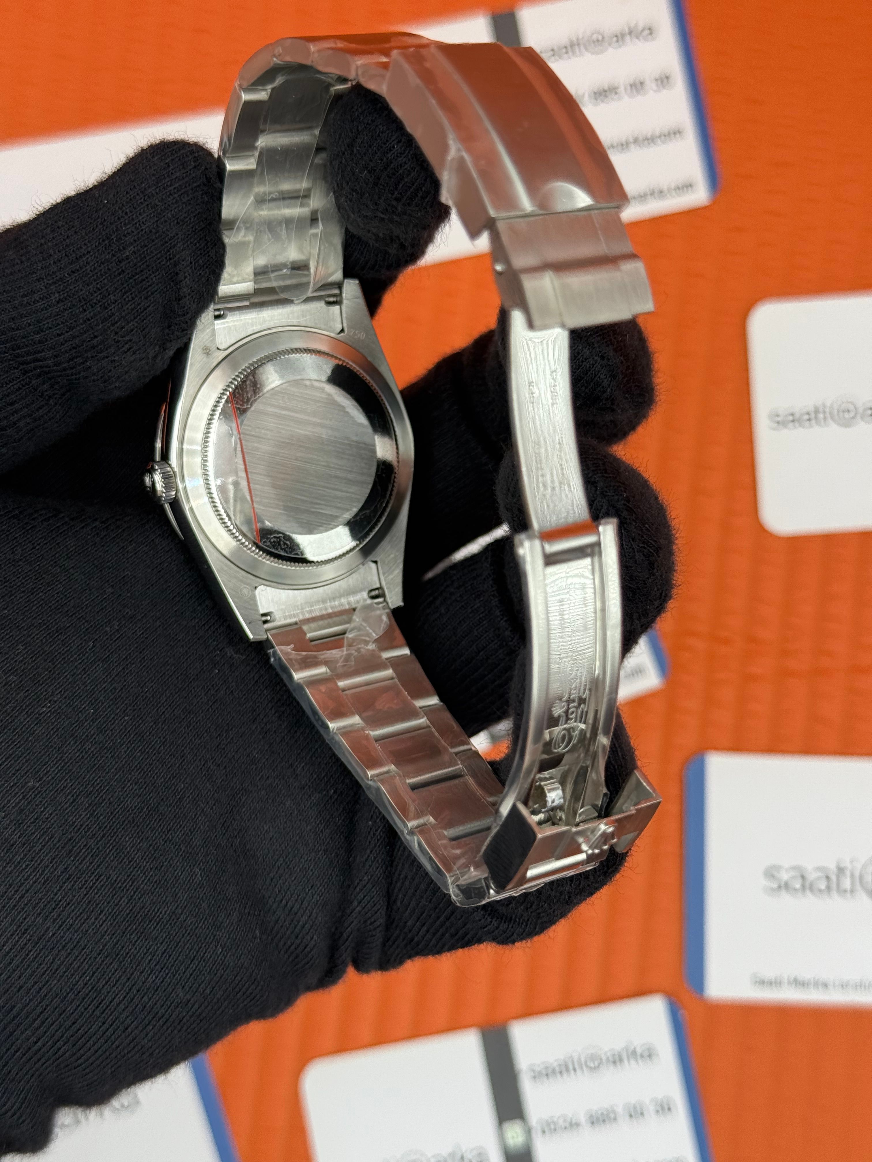 ROLEX OYSTER Perpetual black dial silver kasa-kordon