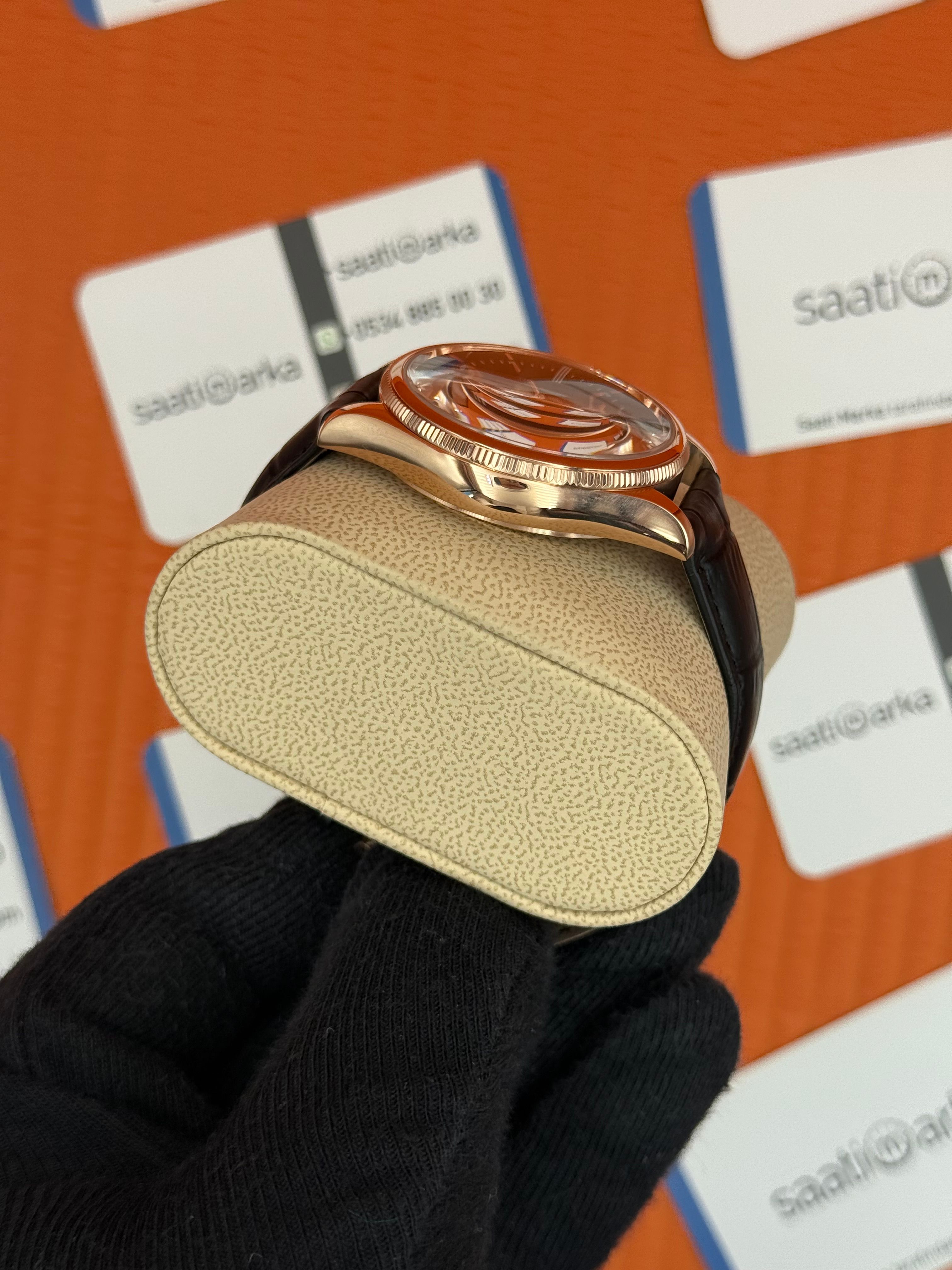 ROLEX Cellini rose kasa siyah kadran siyah deri kordon