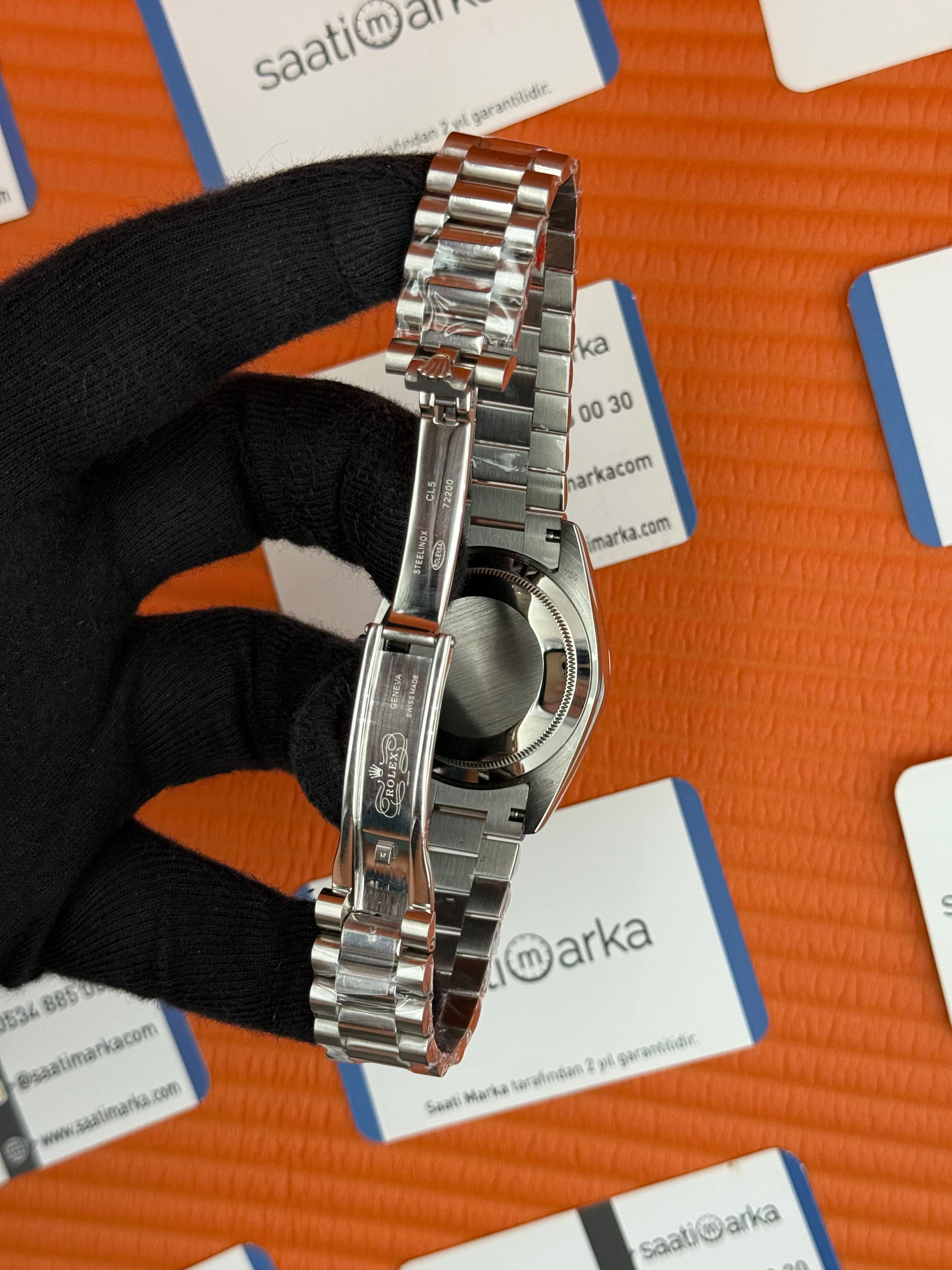 ROLEX Day Date roma rakamlı gri kadran silver president kordon