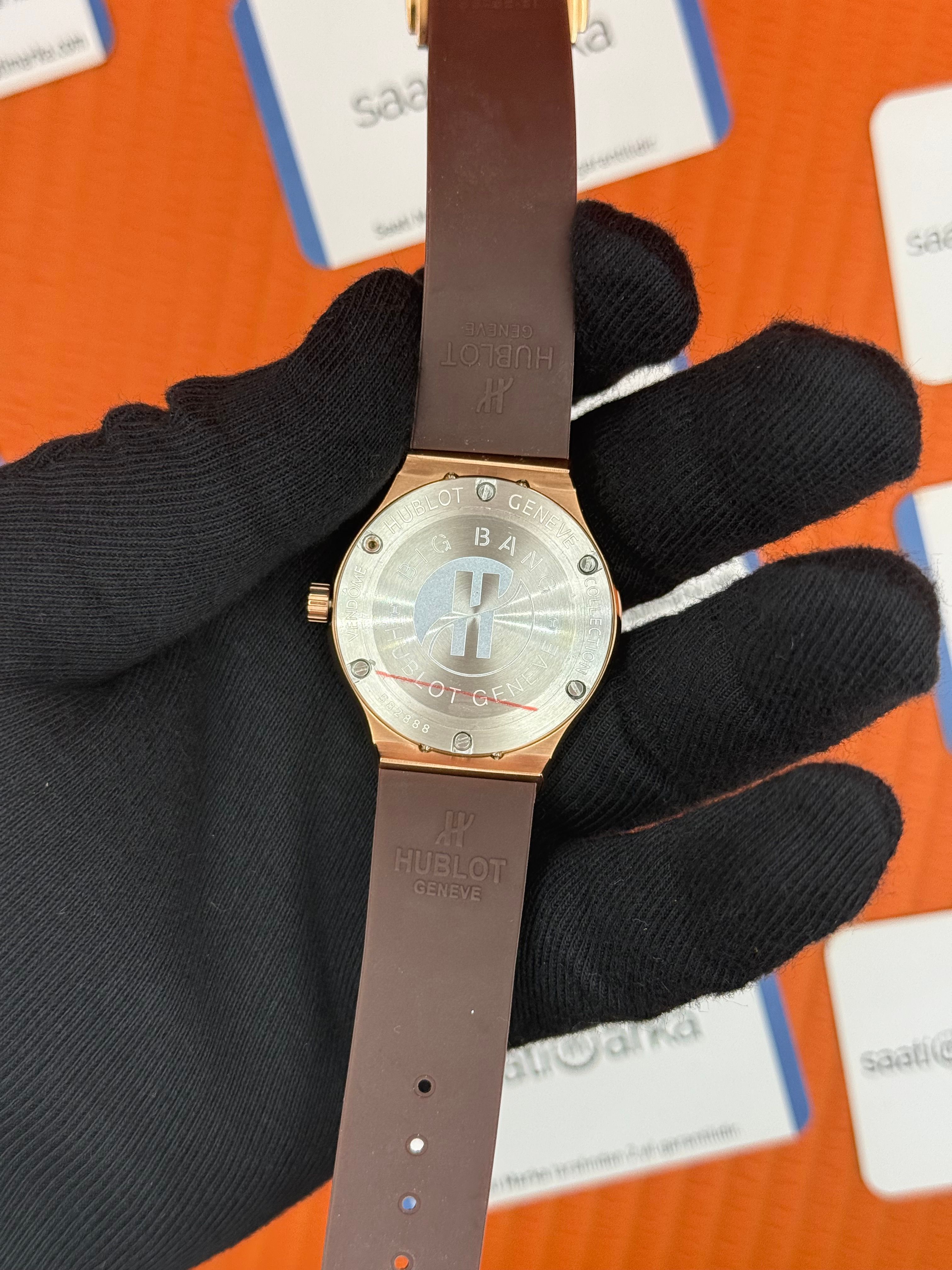 HUBLOT taşlı bezel kahverengi kadran rose kasa kahverengi kauçuk kordon kadın kol saati
