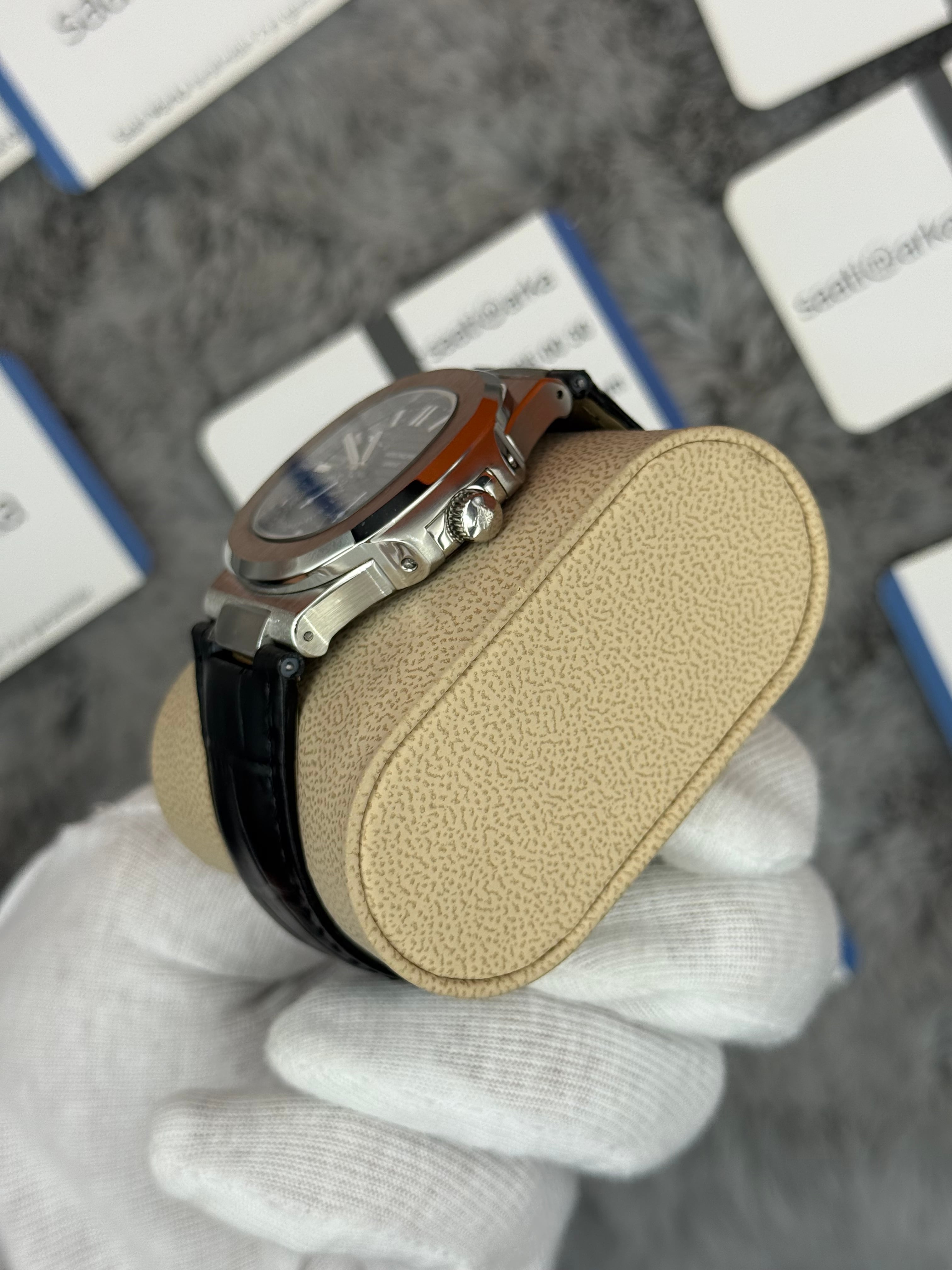 PATEK PHİLİPPE nautilus moontphase 5712 gri kadran siyah deri kordon silver kasa 40mm erkek kol saati