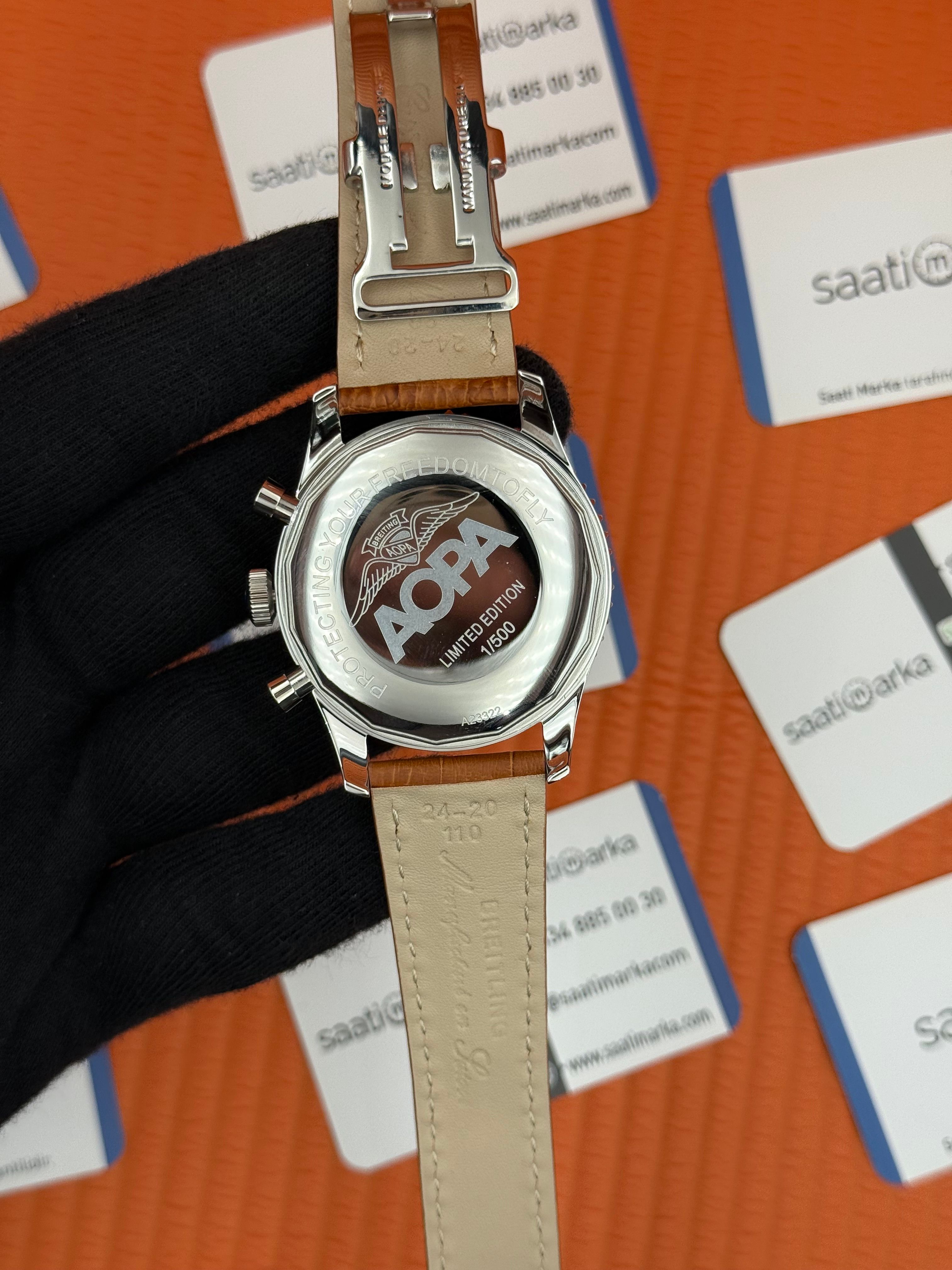 BREITLING Navitimer kahverengi deri kordon beyaz kadran çelik kasa