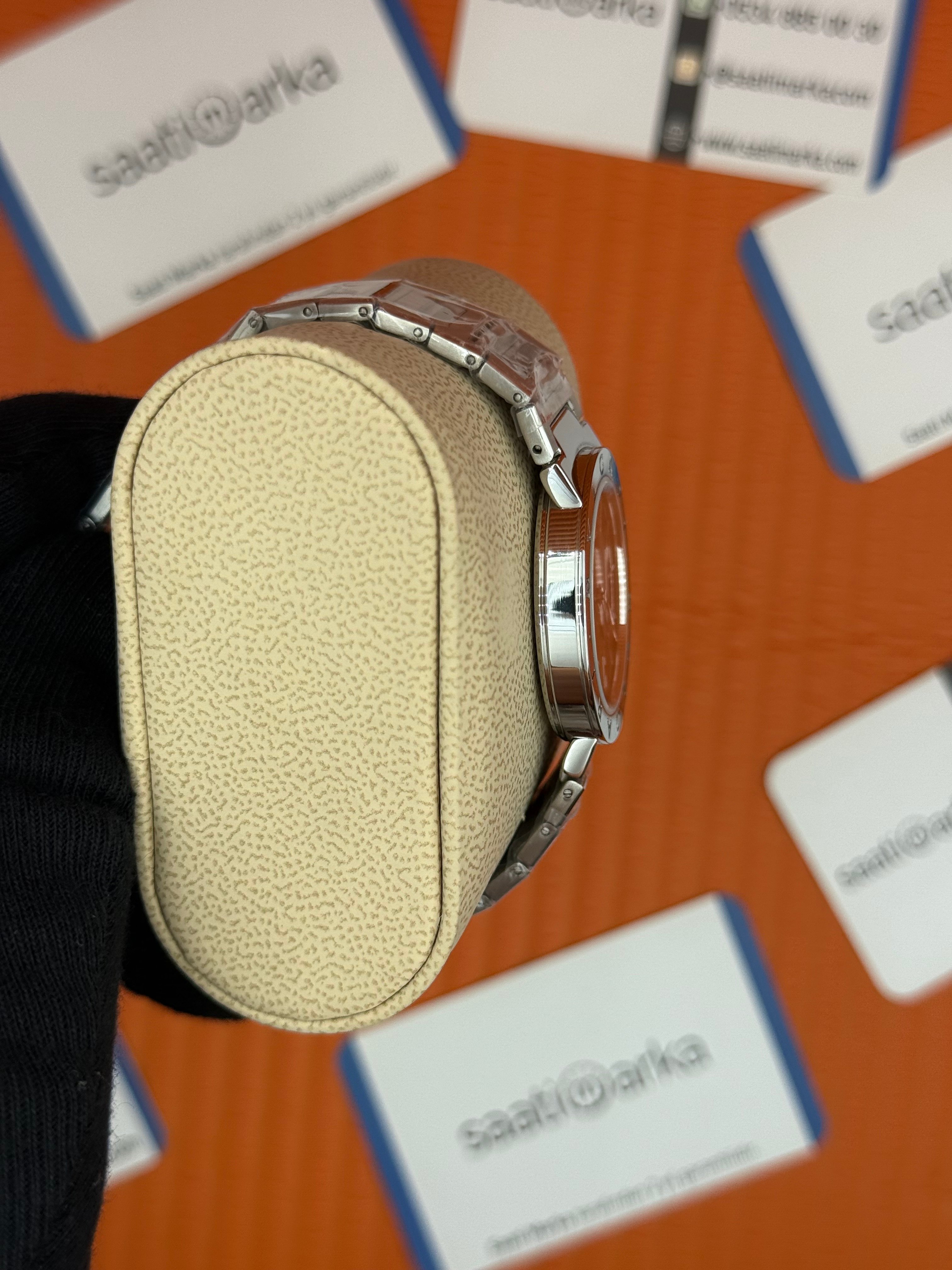 BVLGARI yeşil kadran silver kasa kordon kadın kol saati