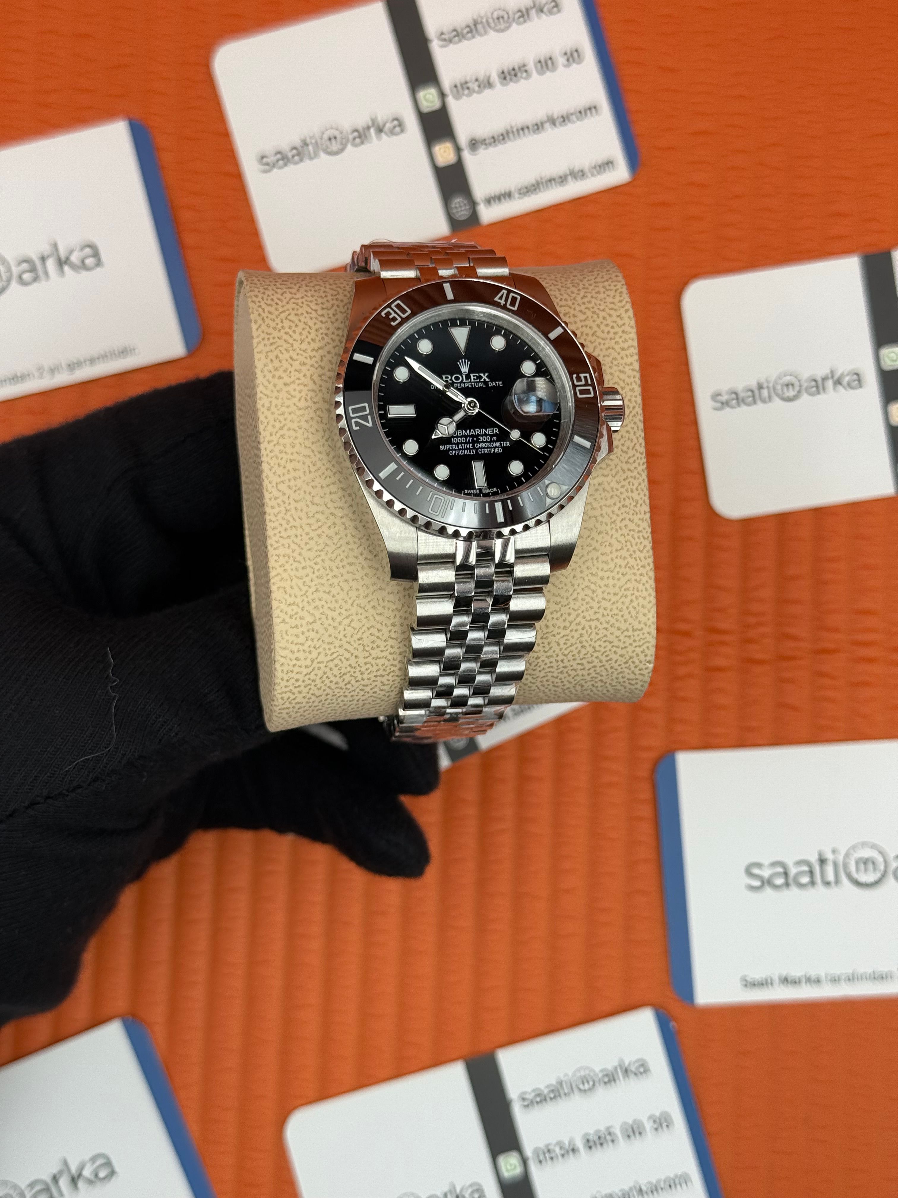 ROLEX Submariner jubilee silver kordon black bezel dial 