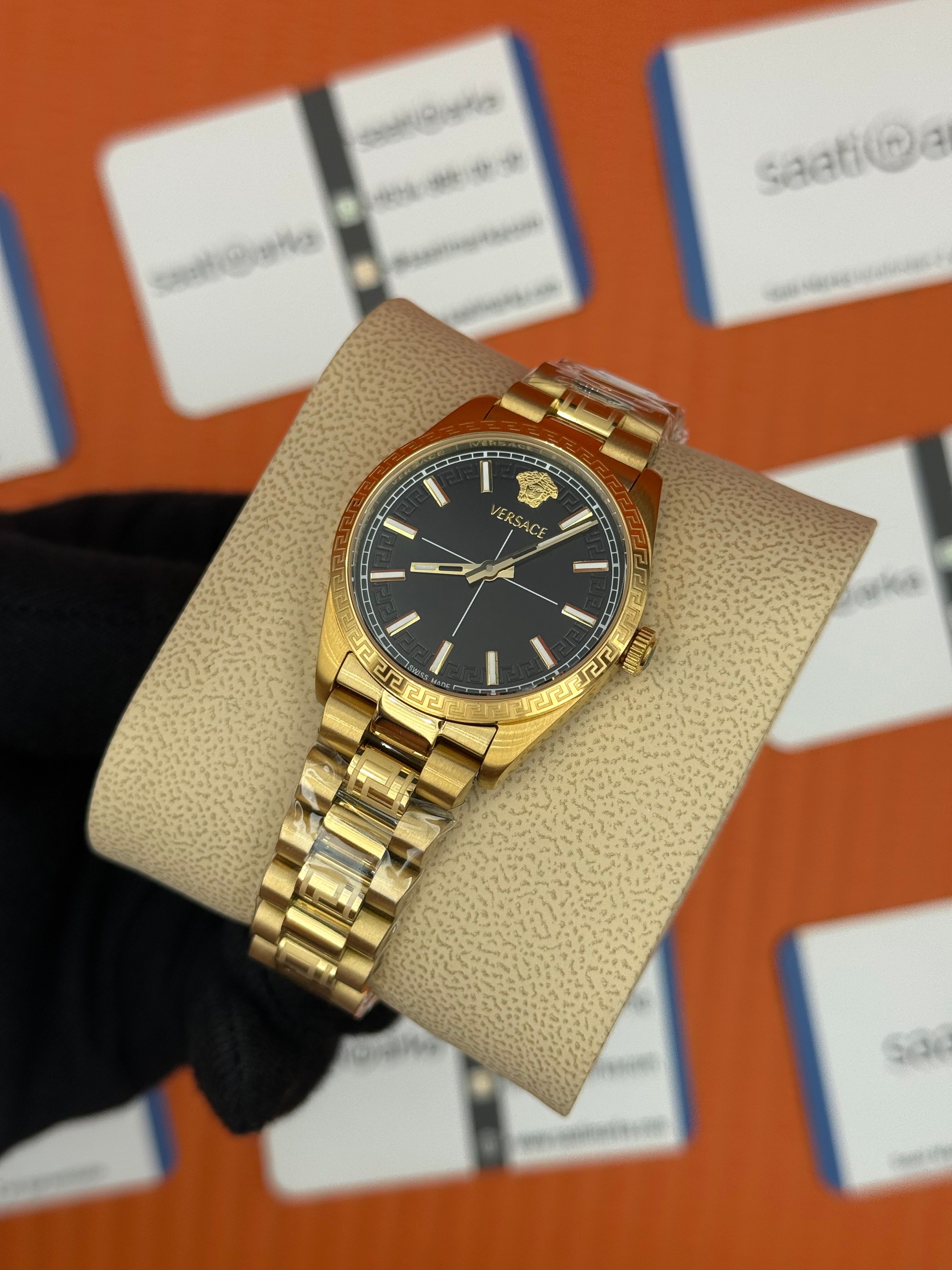 VERSACE siyah kadran gold kasa kordon kadın kol saati
