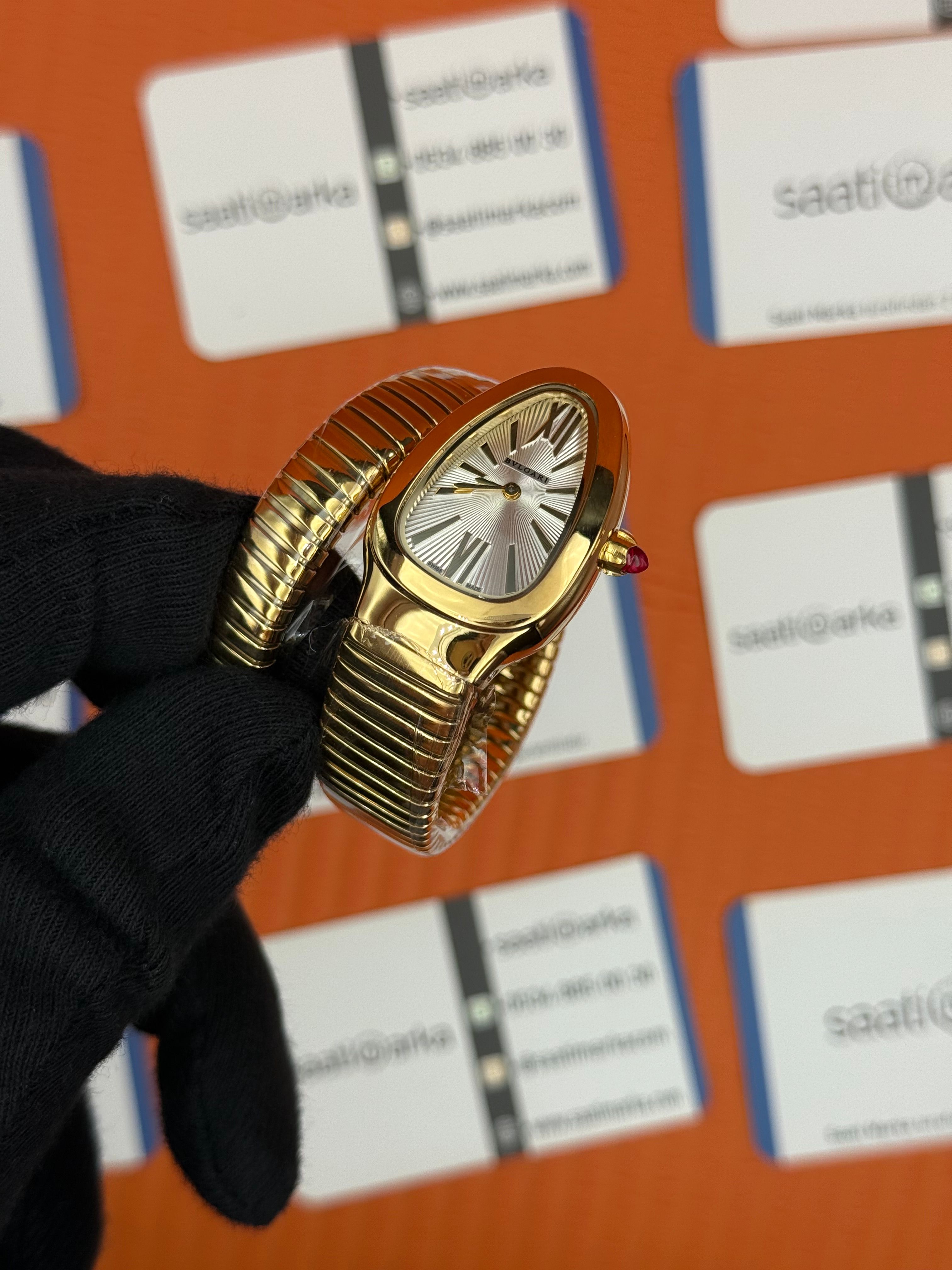 BVLGARİ serpenti tek sarma gold kordon beyaz kadran kadın kol saati