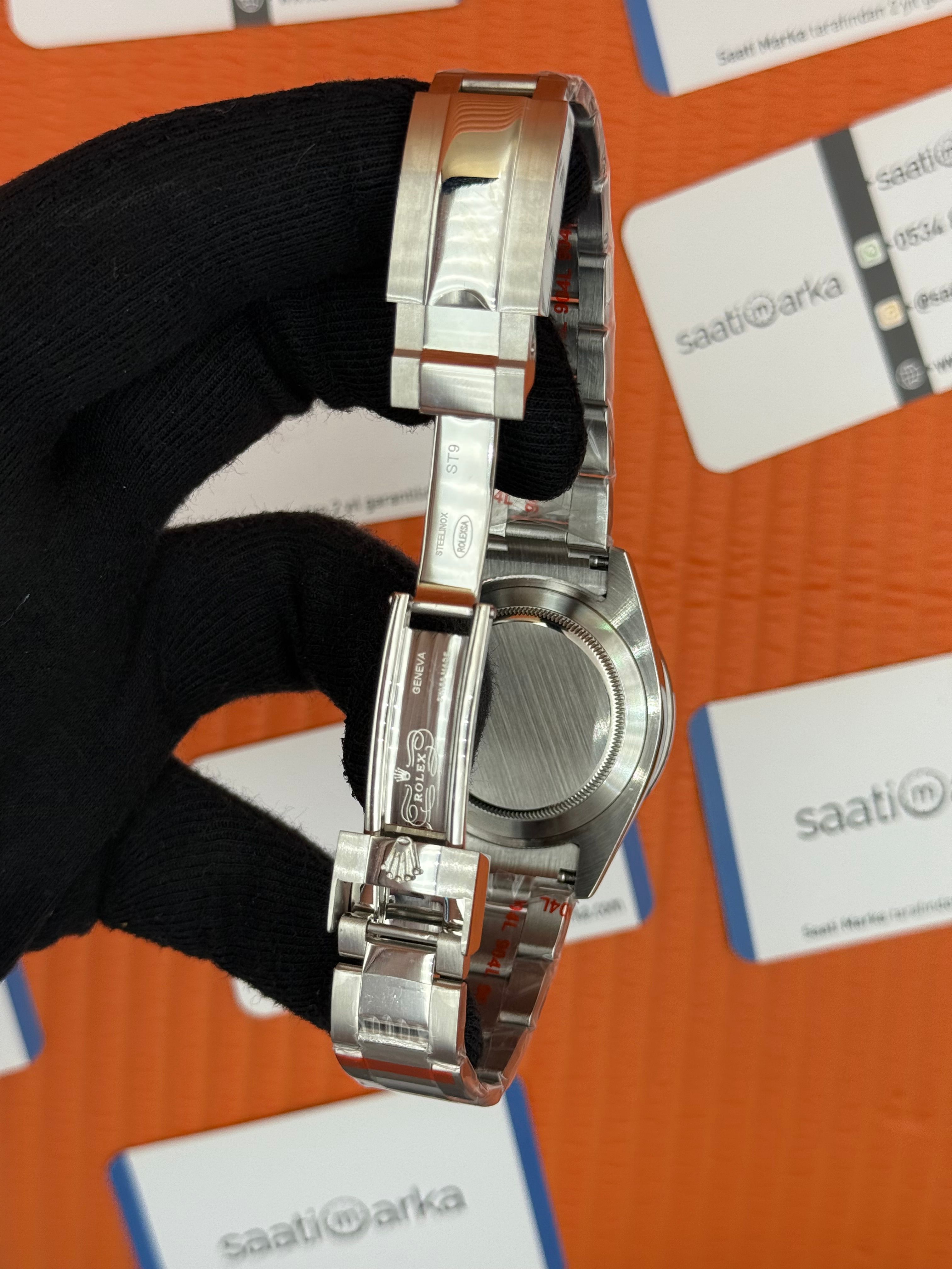 ROLEX Daytona rainbow black dial silver kasa-kordon