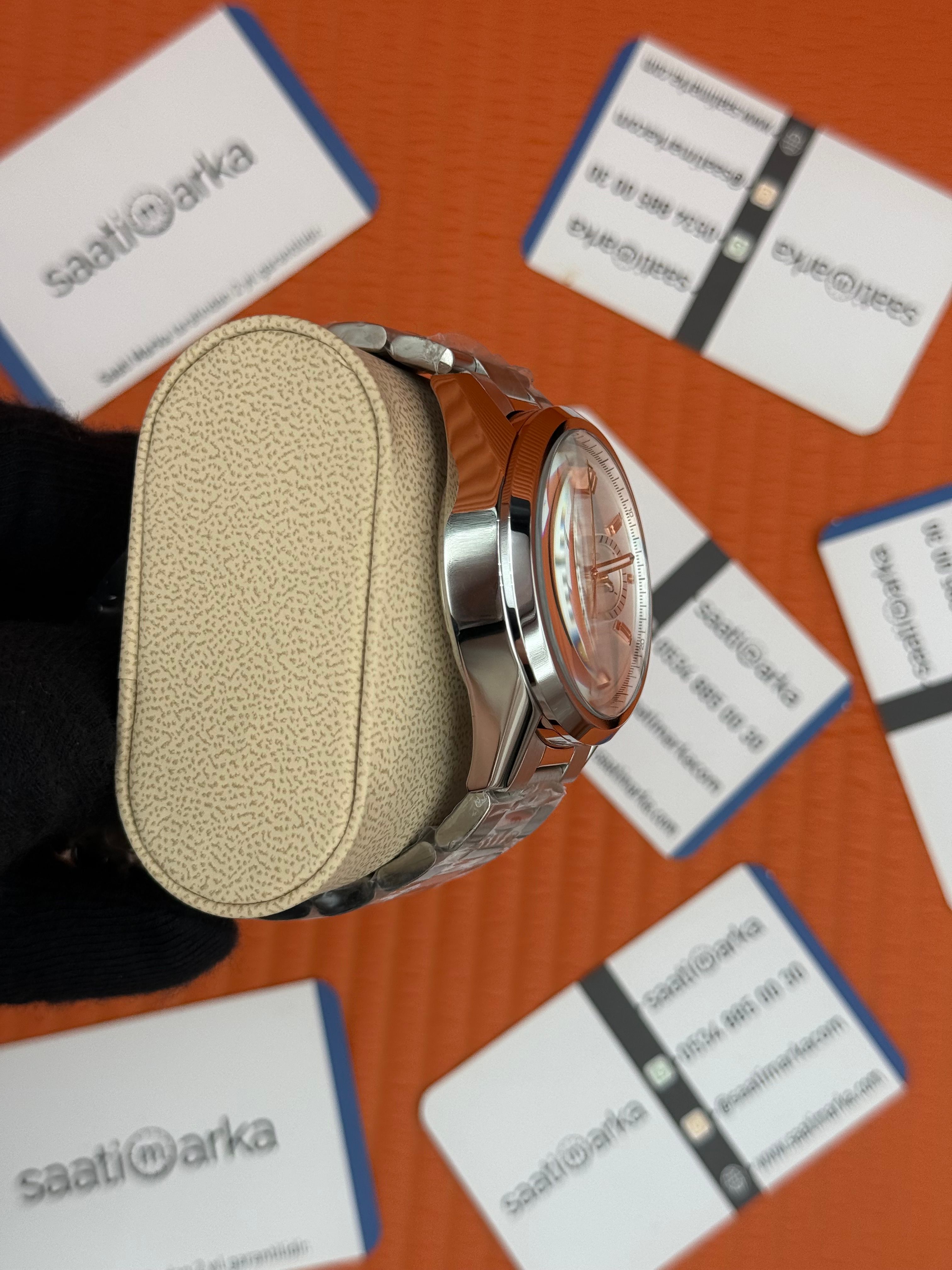 TAGHEUER CARRERA BEYAZ KADRAN  ÇELİK KASA KORDON 