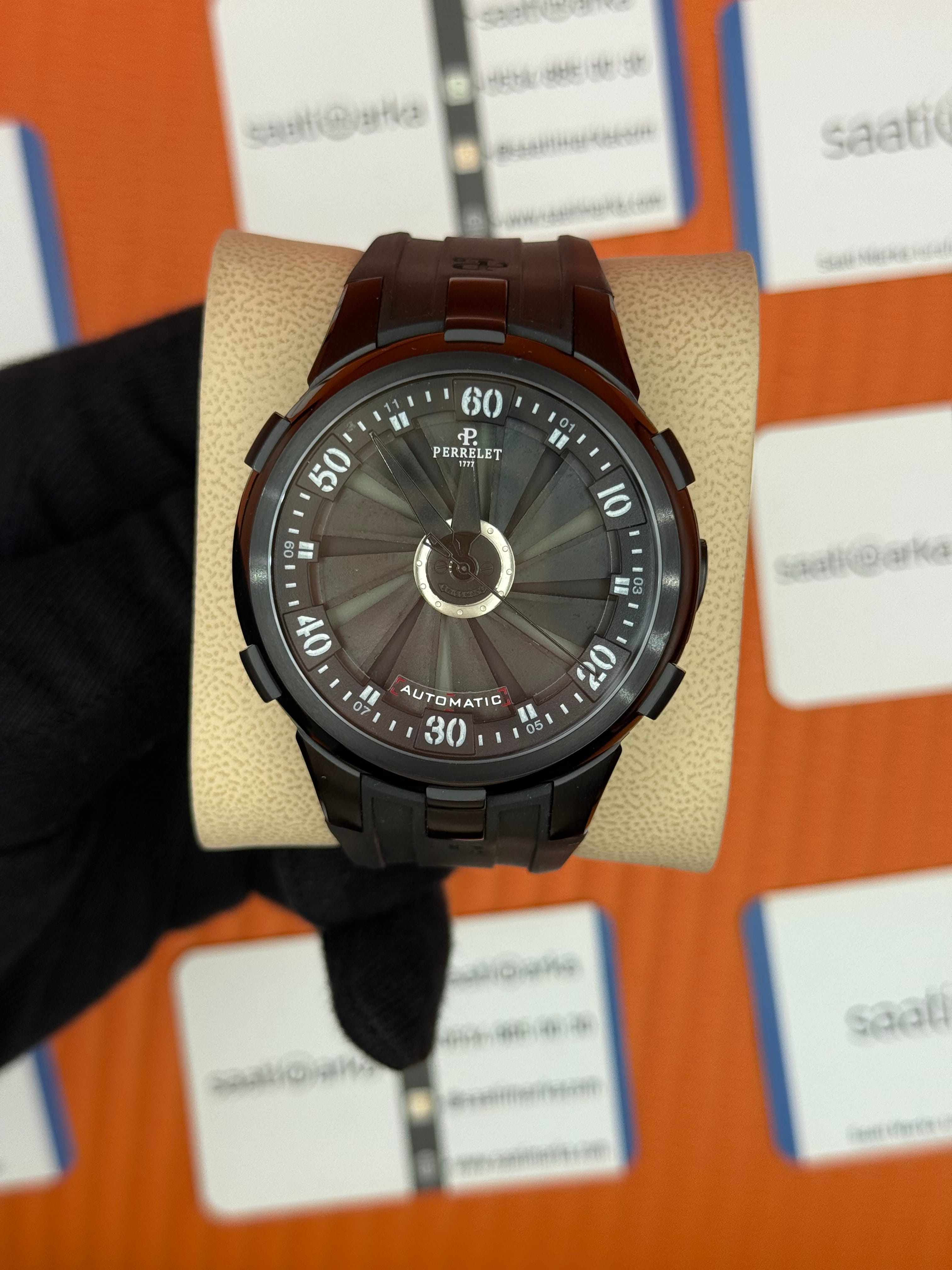PERRELET turbine A1051/1 siyah kasa siyah kauçuk kordon erkek kol saati