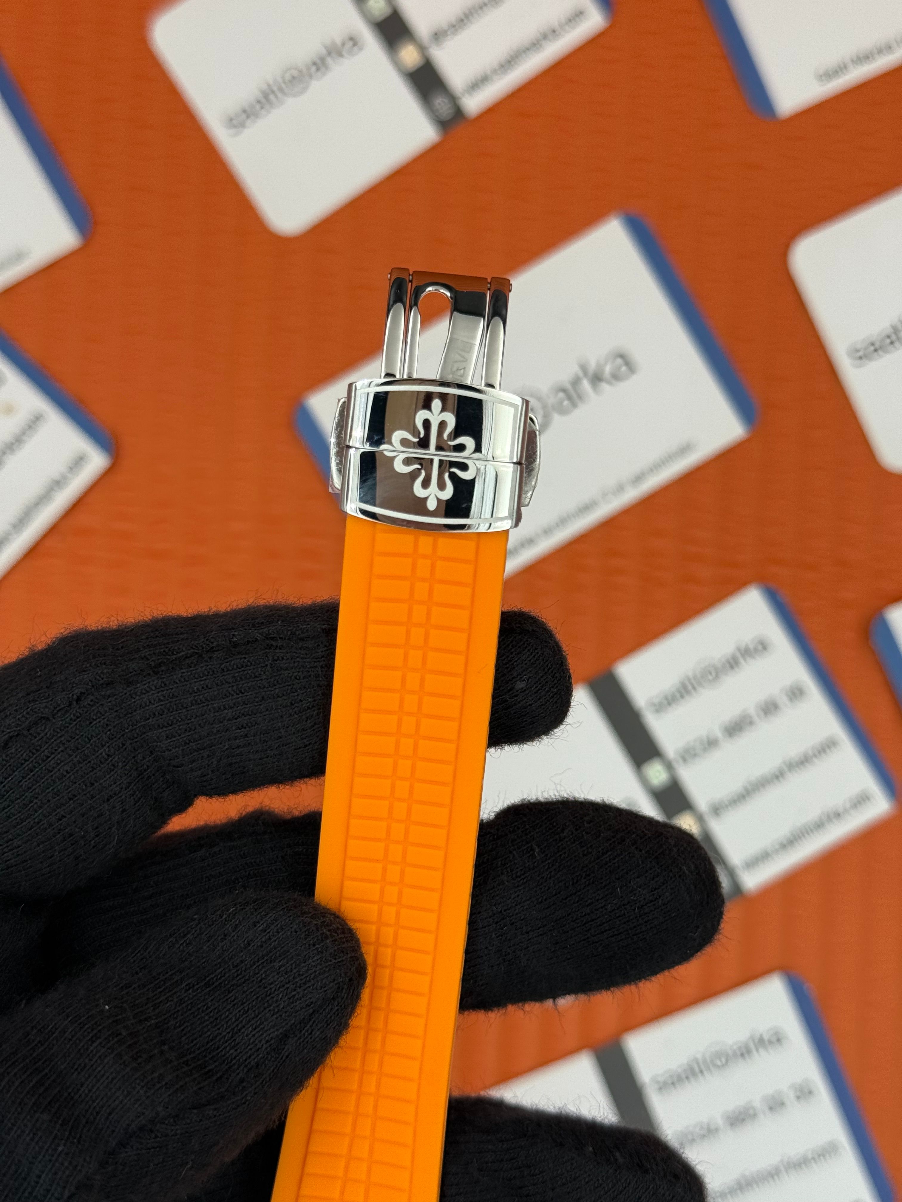 PATEK PHILIPPE AQUANAUT TURUNCU KAUÇUK KORDON GRİ KADRAN SİLVER KASA 