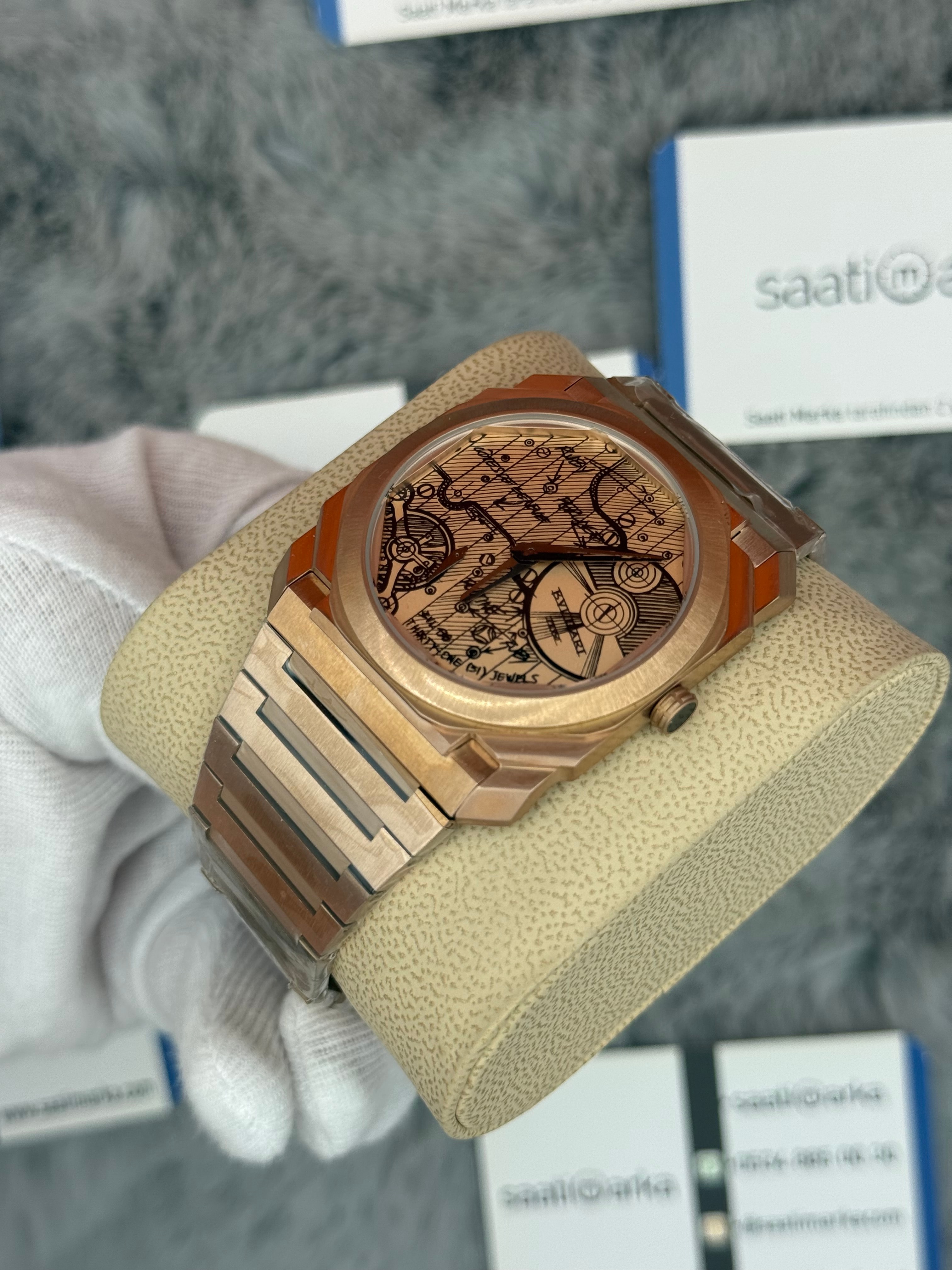 BVLGARİ octo 40mm pusula kadran rose kasa kordon erkek kol saati