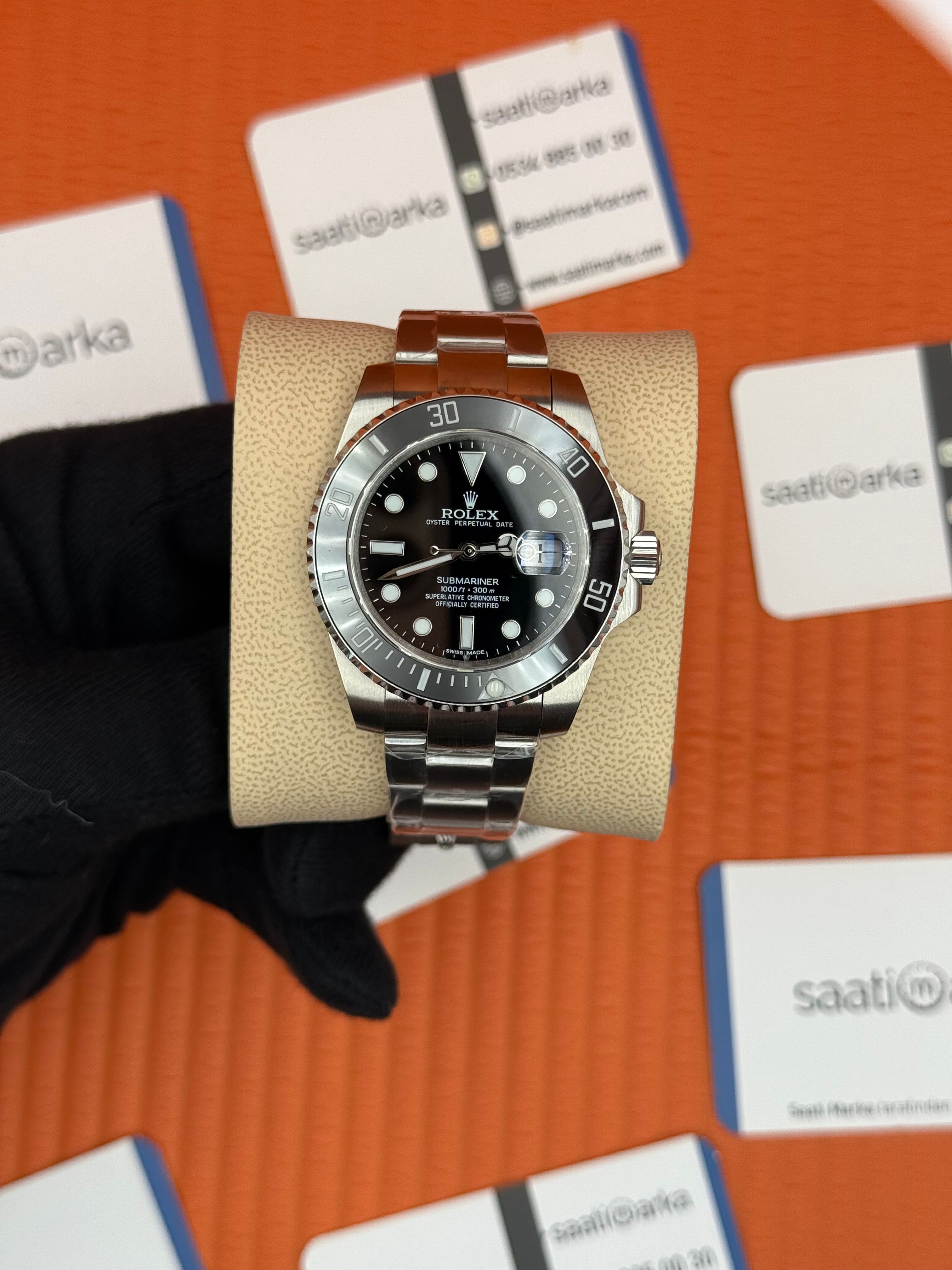 ROLEX Submariner date oyster perpetual black dial