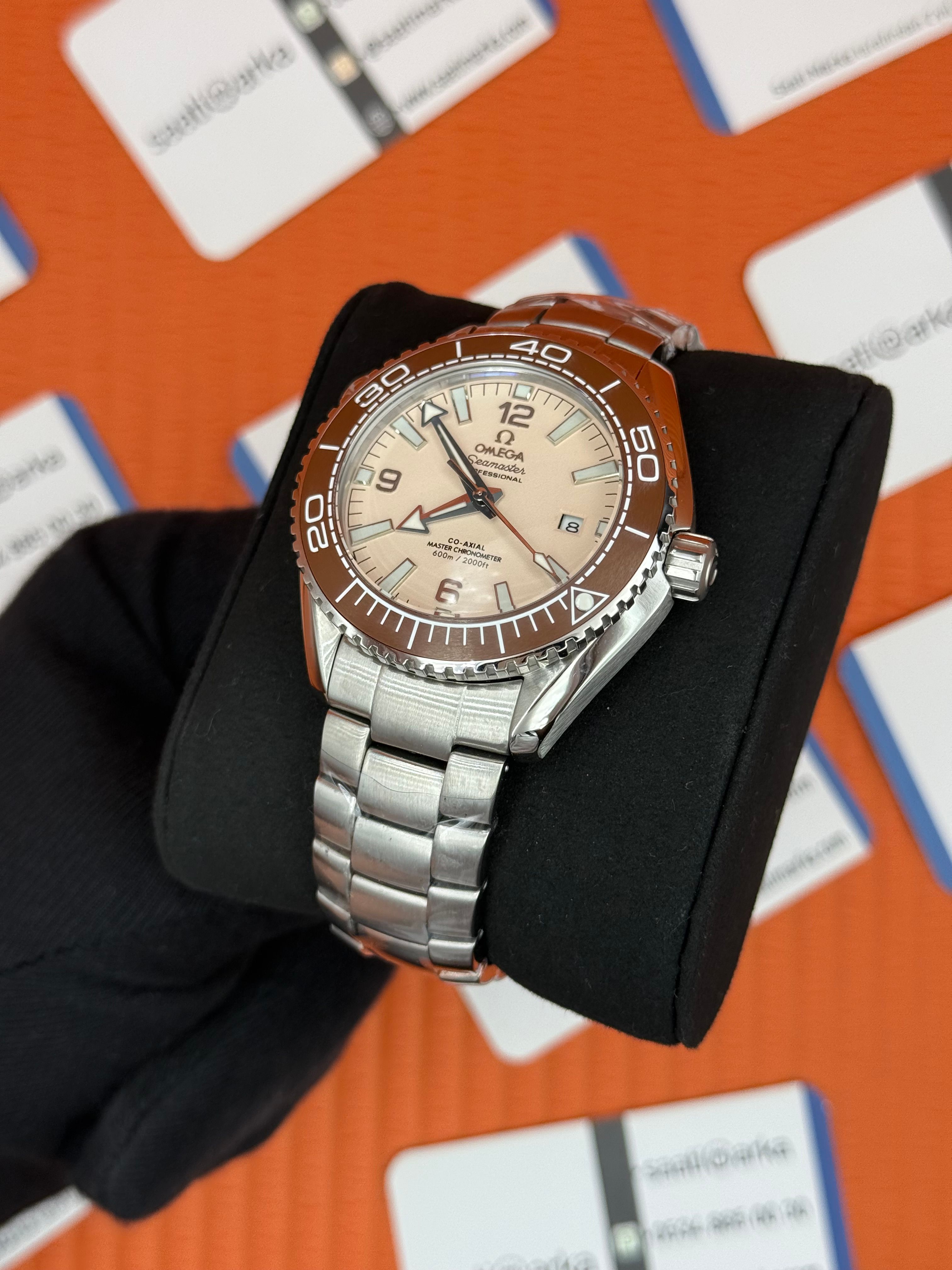 OMEGA SEAMASTER CHRONOMETER 600M ÇELİK KORDON KASA KAHVERENGİ BEZEL 