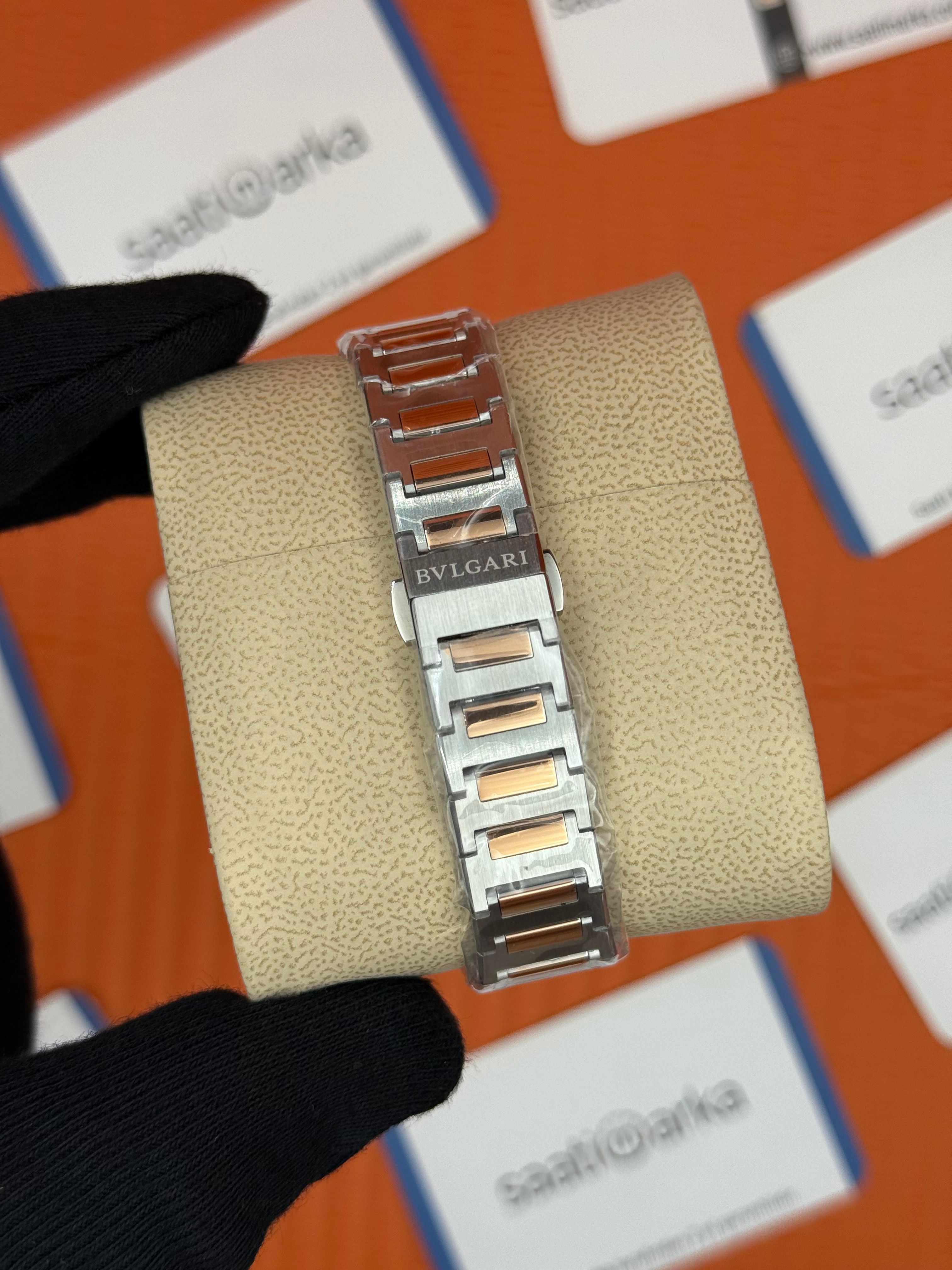 BVLGARI yeşil kadran rose bezel silver kasa kordon kadın kol saati