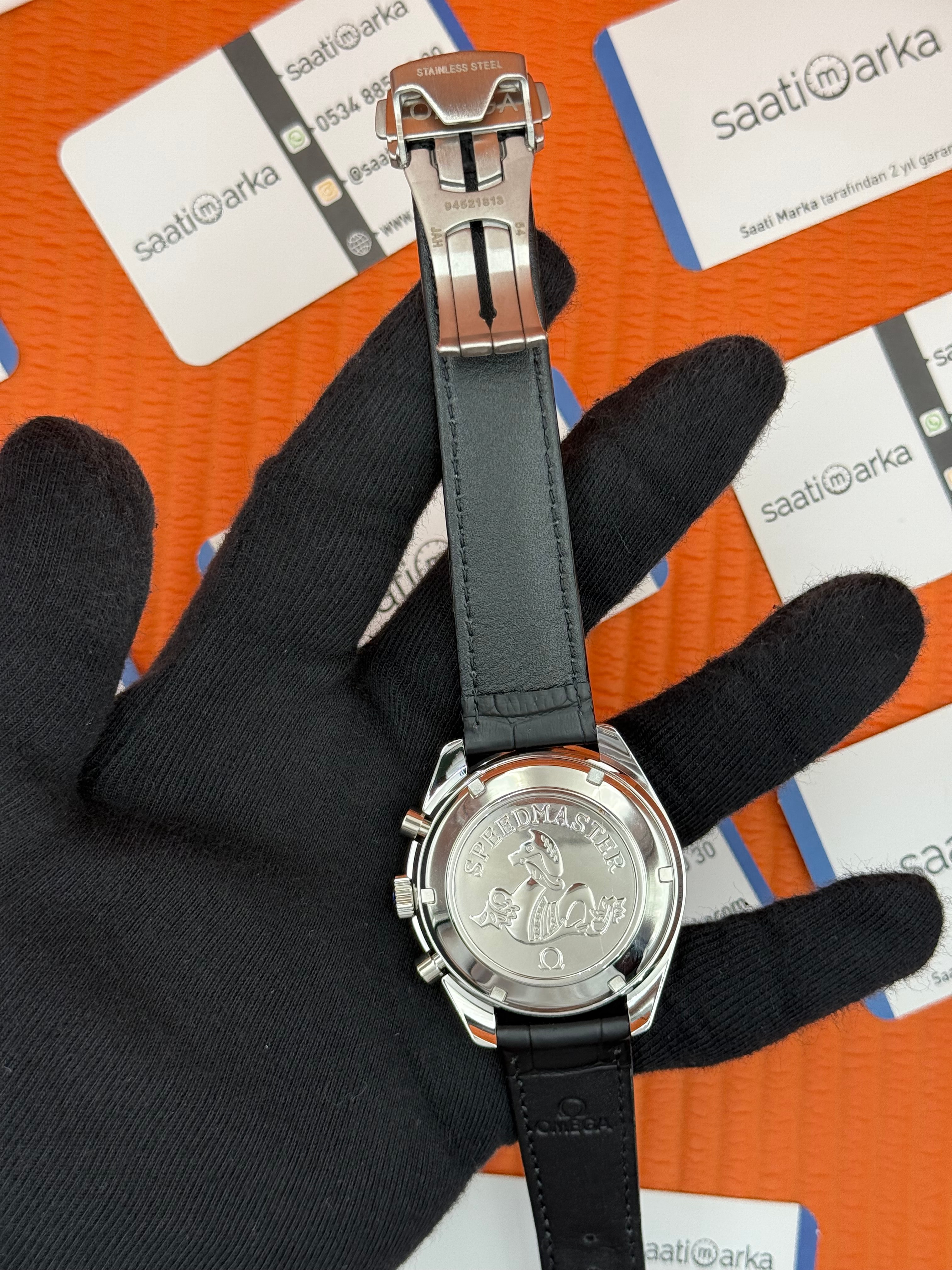OMEGA SPEEDMASTER SİLVER KASA SİYAH BEZEL SİYAH DERİ KORDON