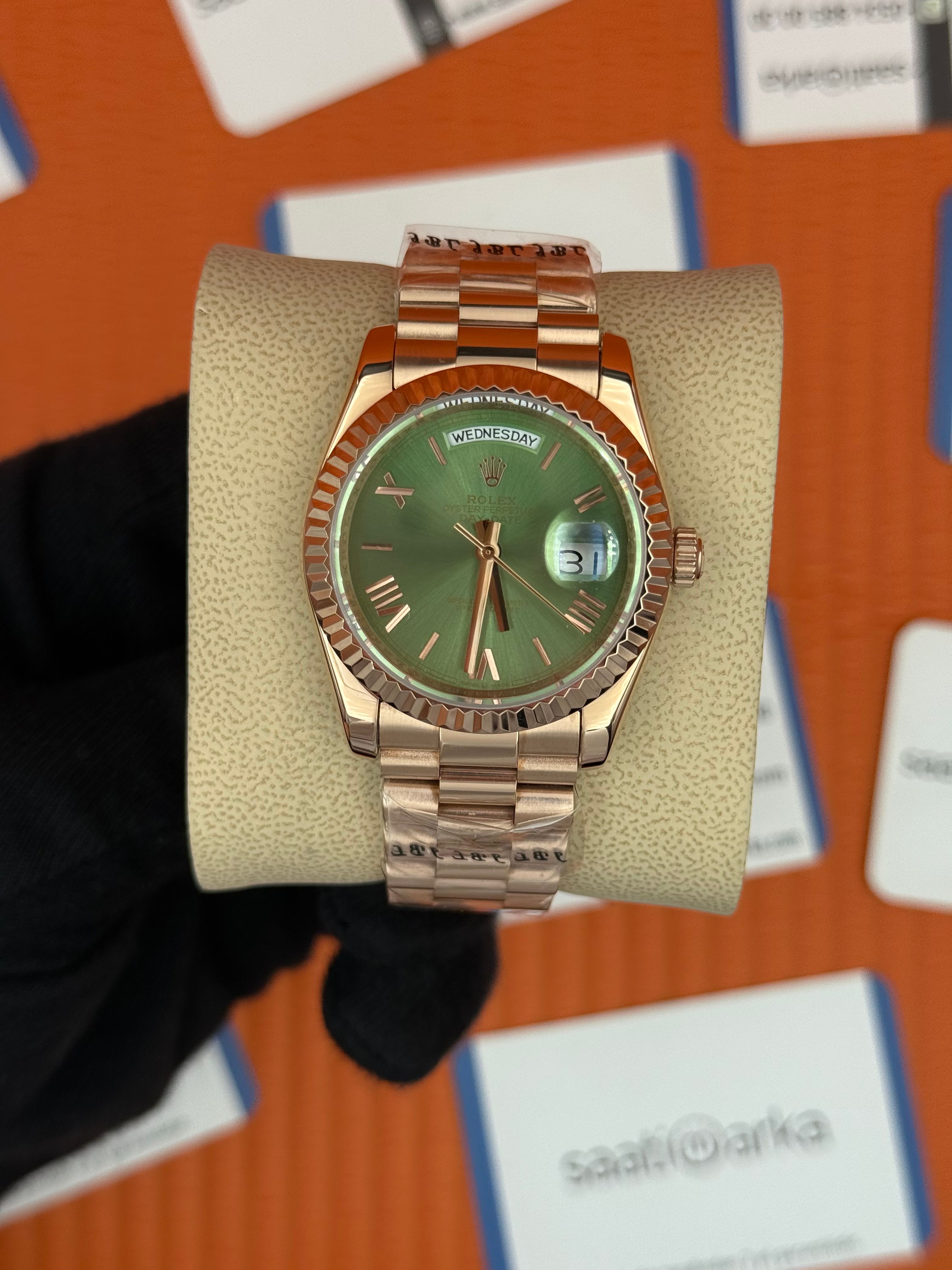 ROLEX day date 36mm yeşil roma rakamlı kadran rose kasa-kordon president 