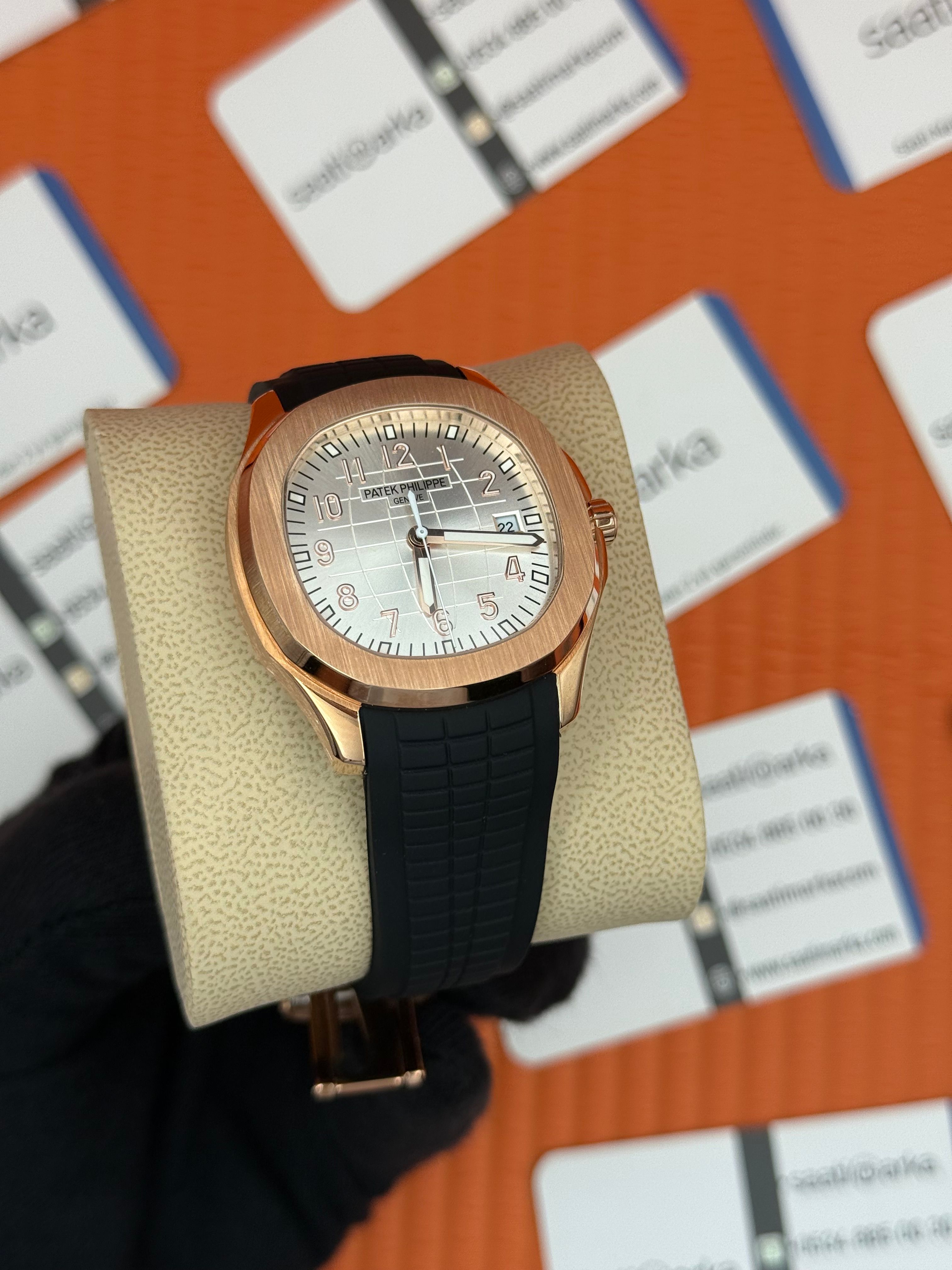 PATEK PHILIPPE AQUANAUT BEYAZ KADRAN SİYAH KUÇUK KORDON ROSE KASA 