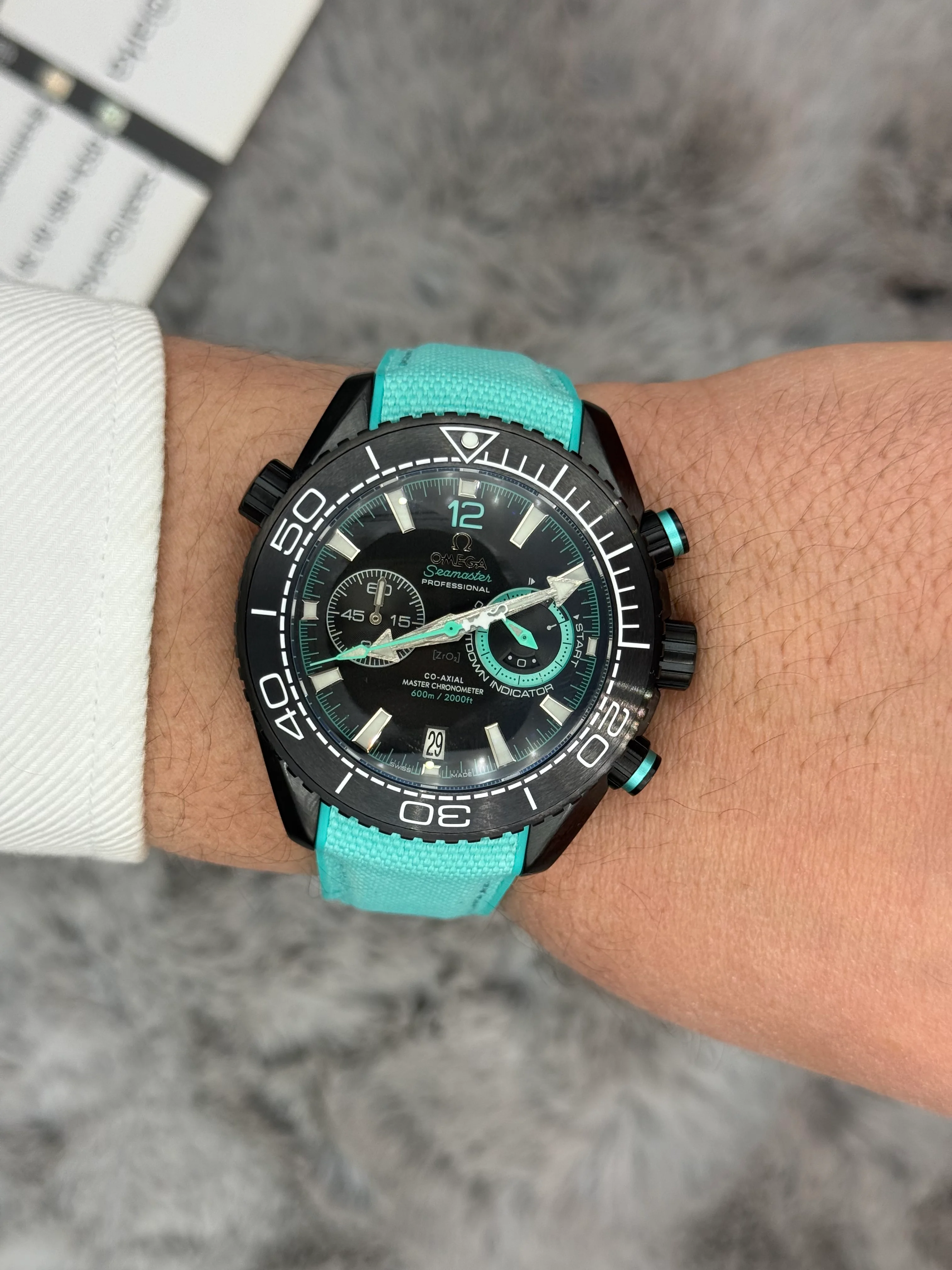 OMEGA SEAMASTER 44MM SİYAH KADRAN TURKUAZ KAUCUK KORDON