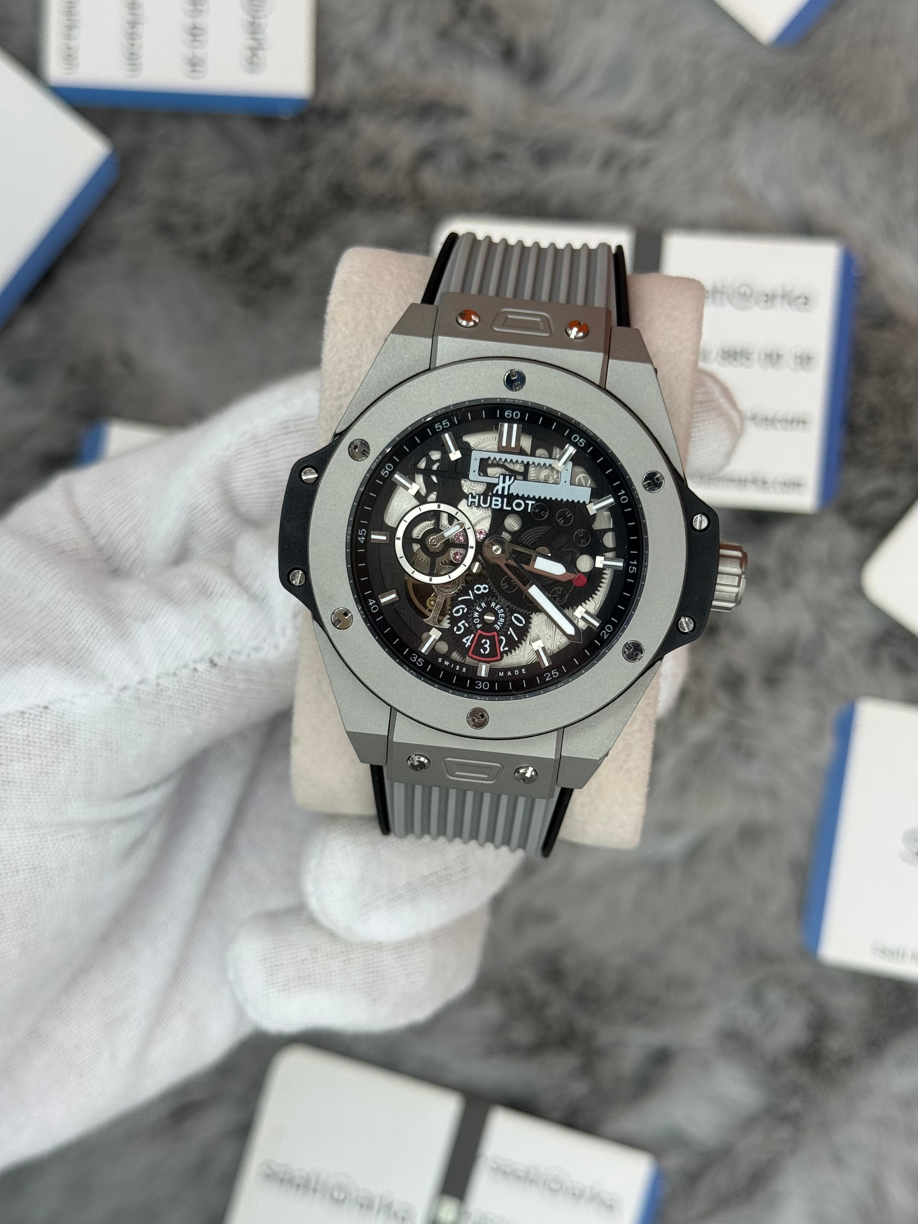 HUBLOT big bang tourbillon 42mm silver kasa gri akuçuk kordon erkek kol saati