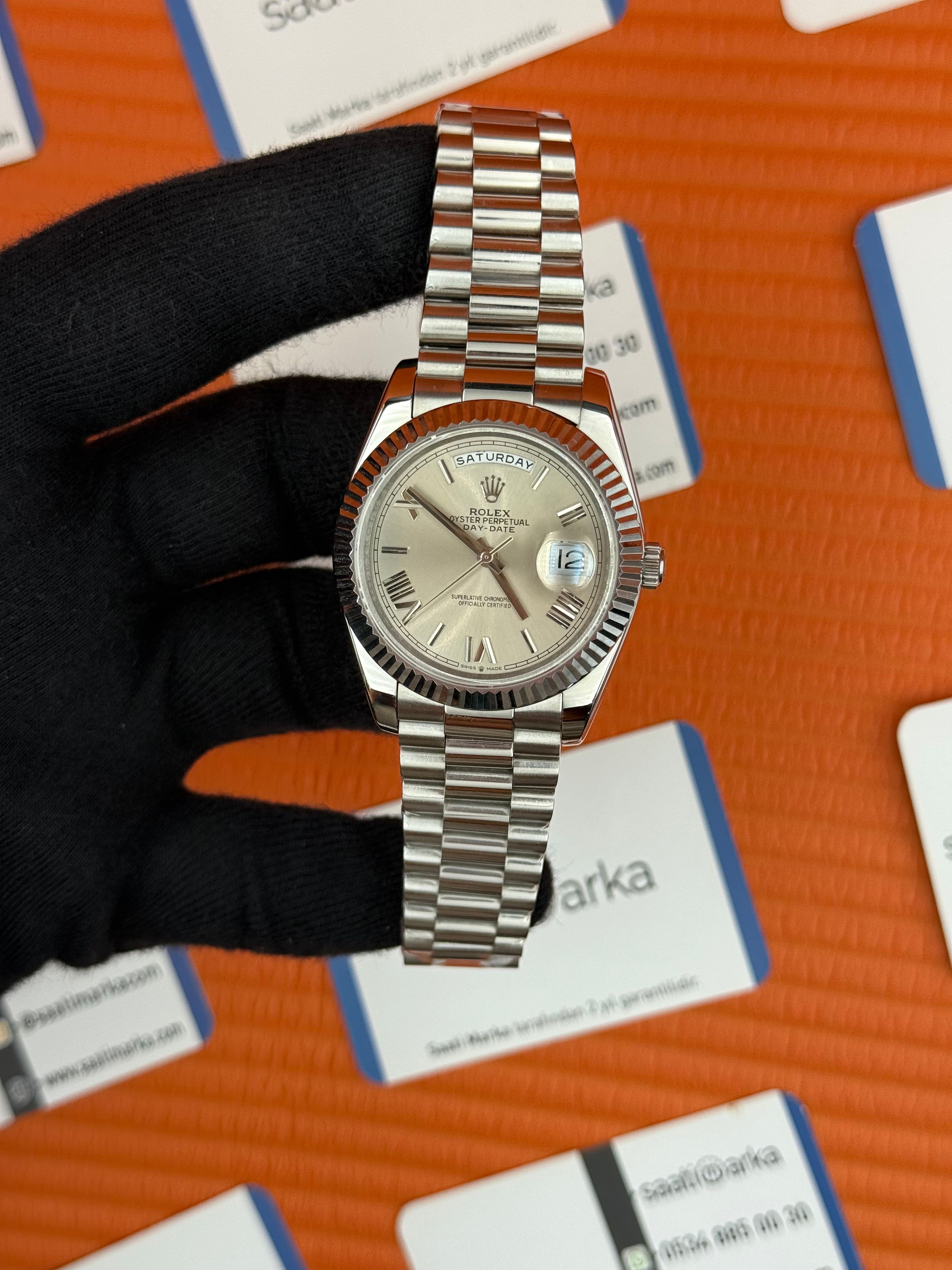ROLEX Day Date roma rakamlı gri kadran silver president kordon