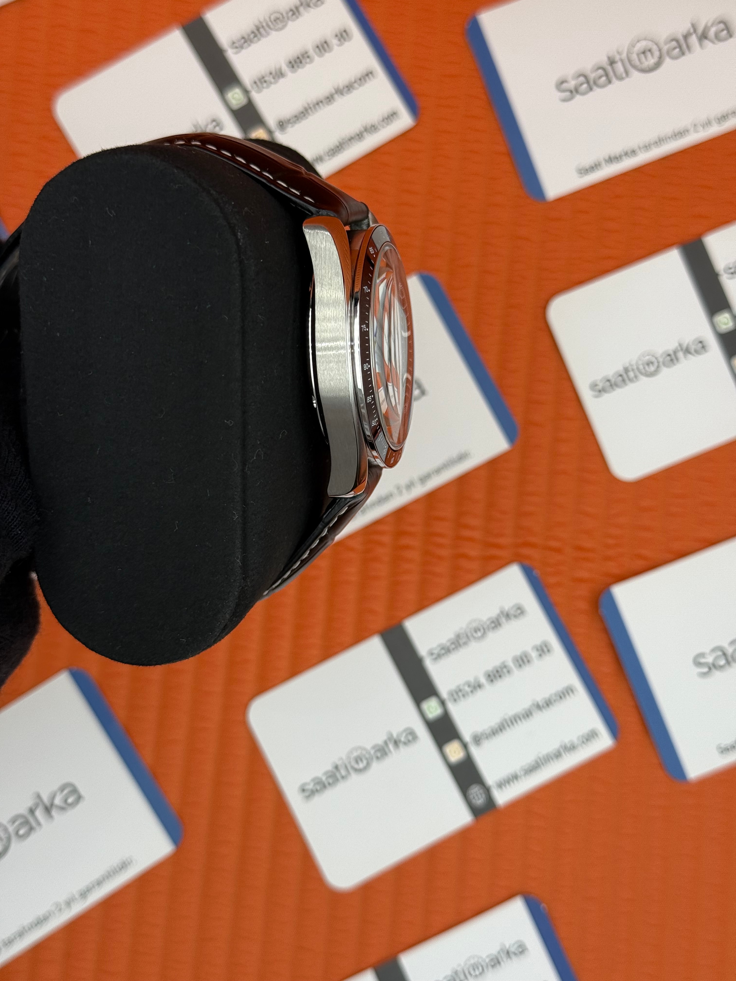 OMEGA SPEEDMASTER  SİYAH DERİ KORDON ÇELİK KASA SİYAH BEZEL