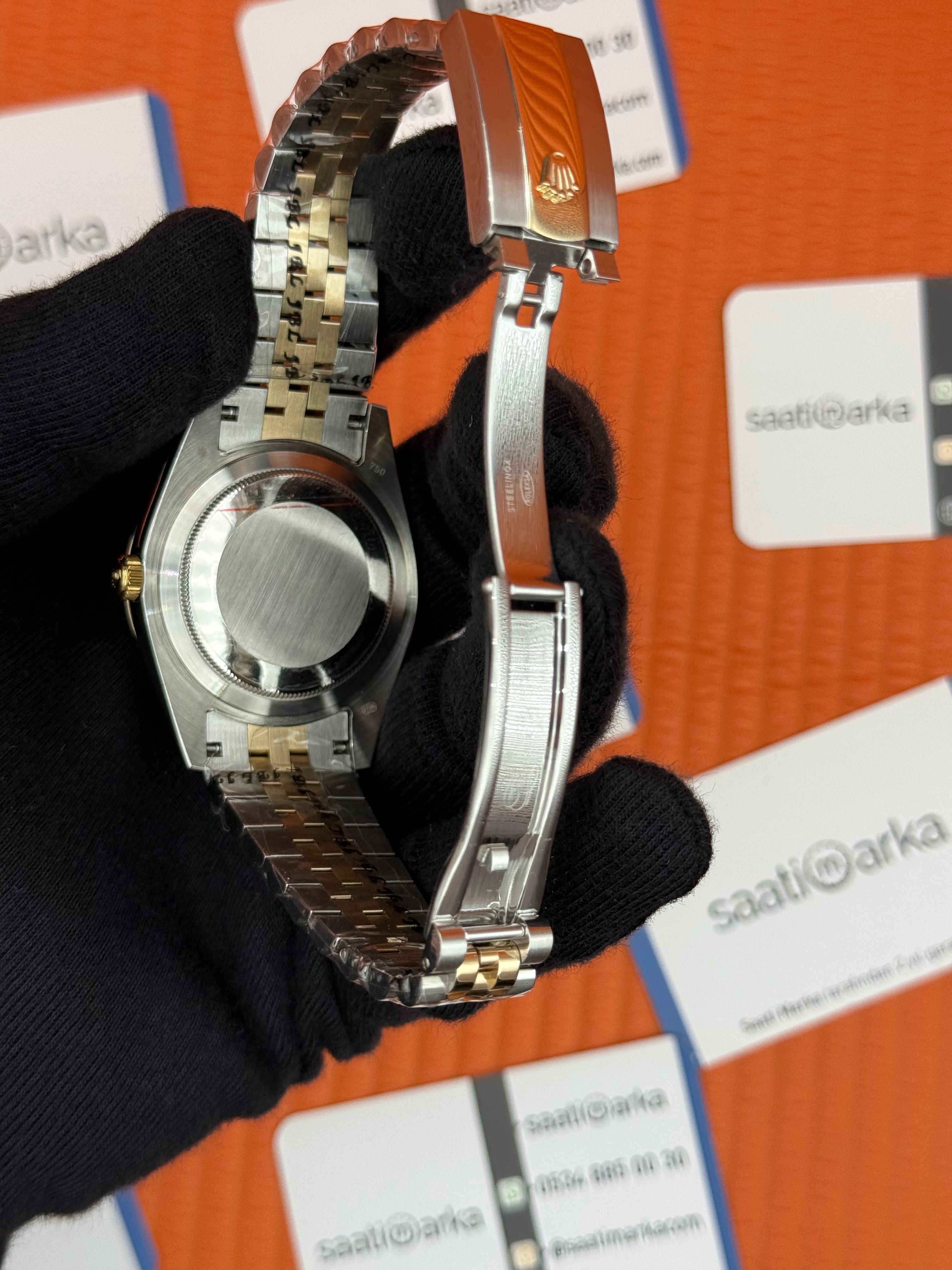 ROLEX Sky Dweller black dial jubilee kordon gold silver kasa-kordon