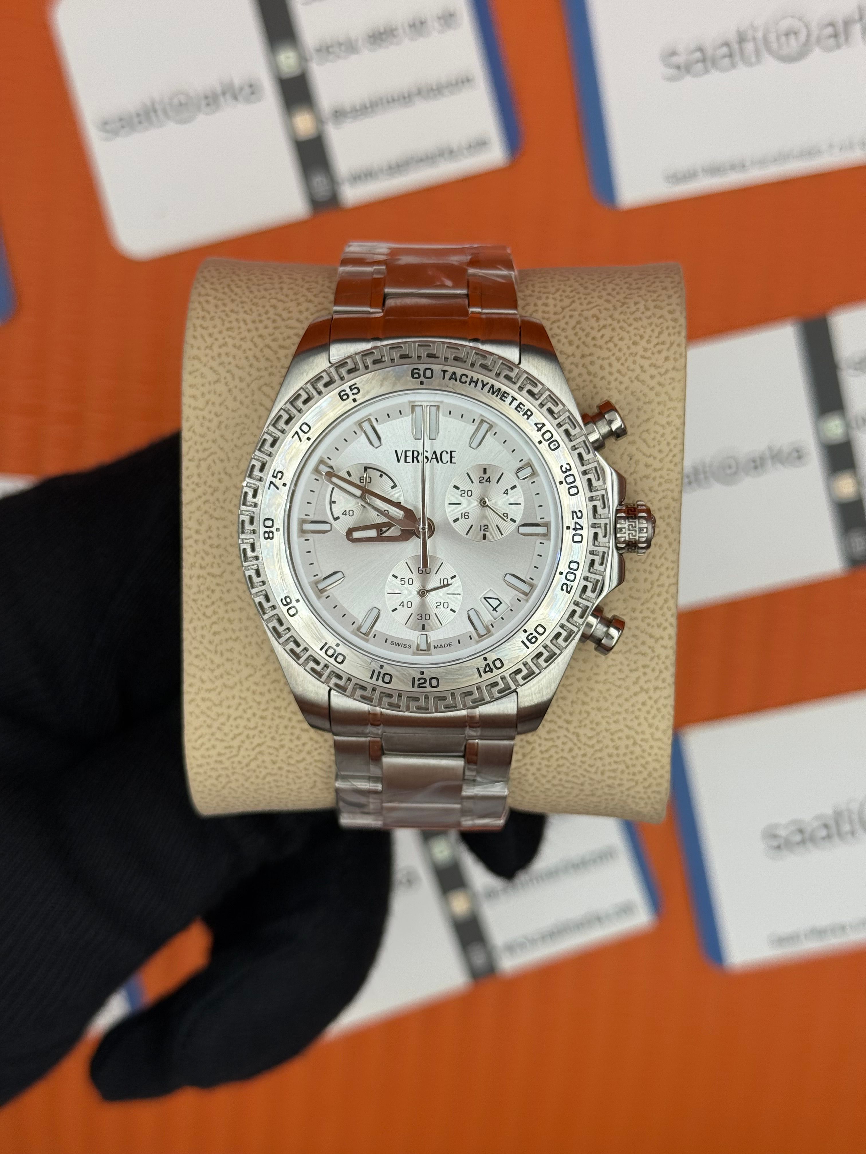 VERSACE beyaz kadran silver kasa kordon erkek kol saati