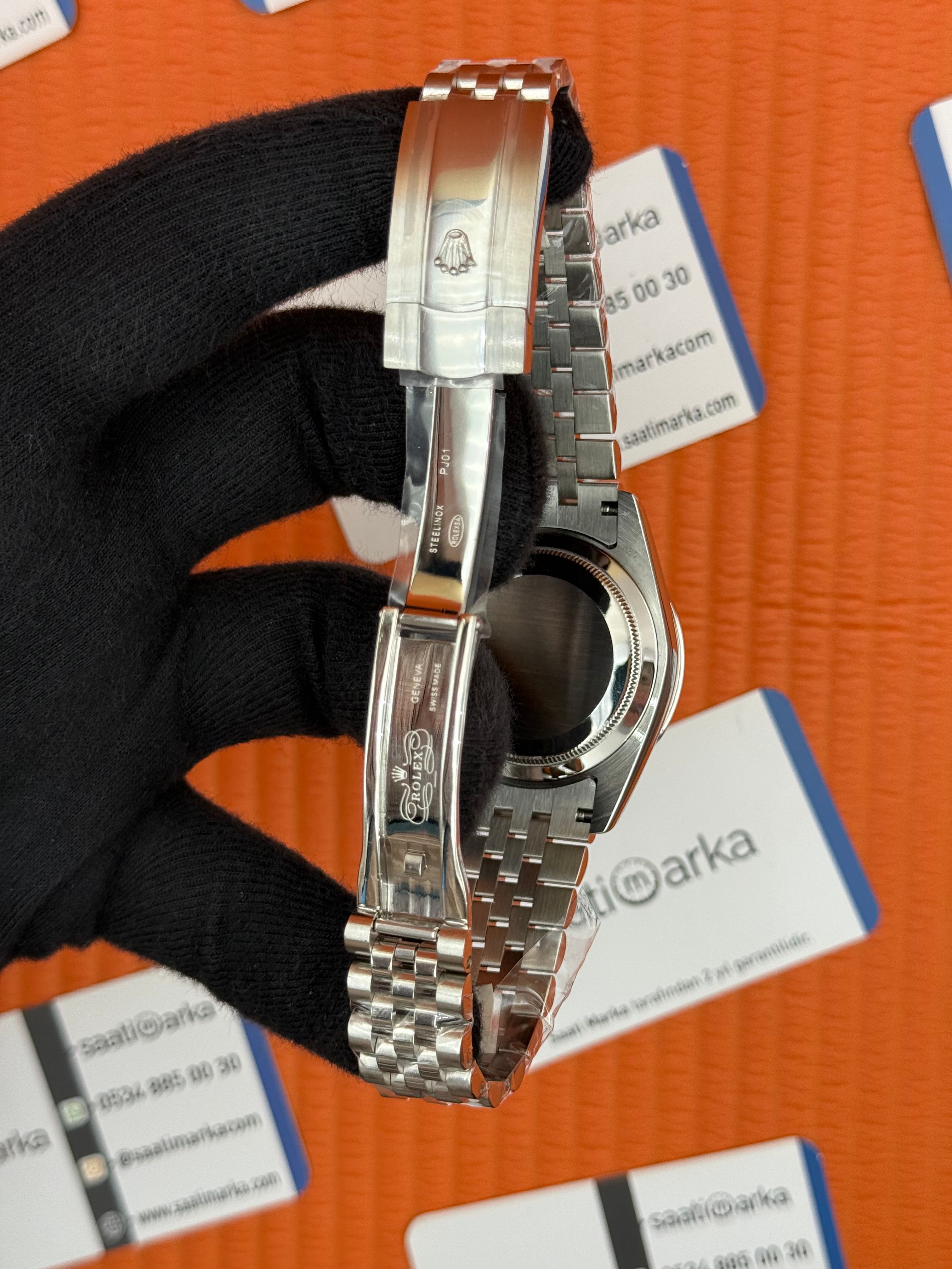 ROLEX Datejust taşlı bezel blue dial silver jubilee kordon