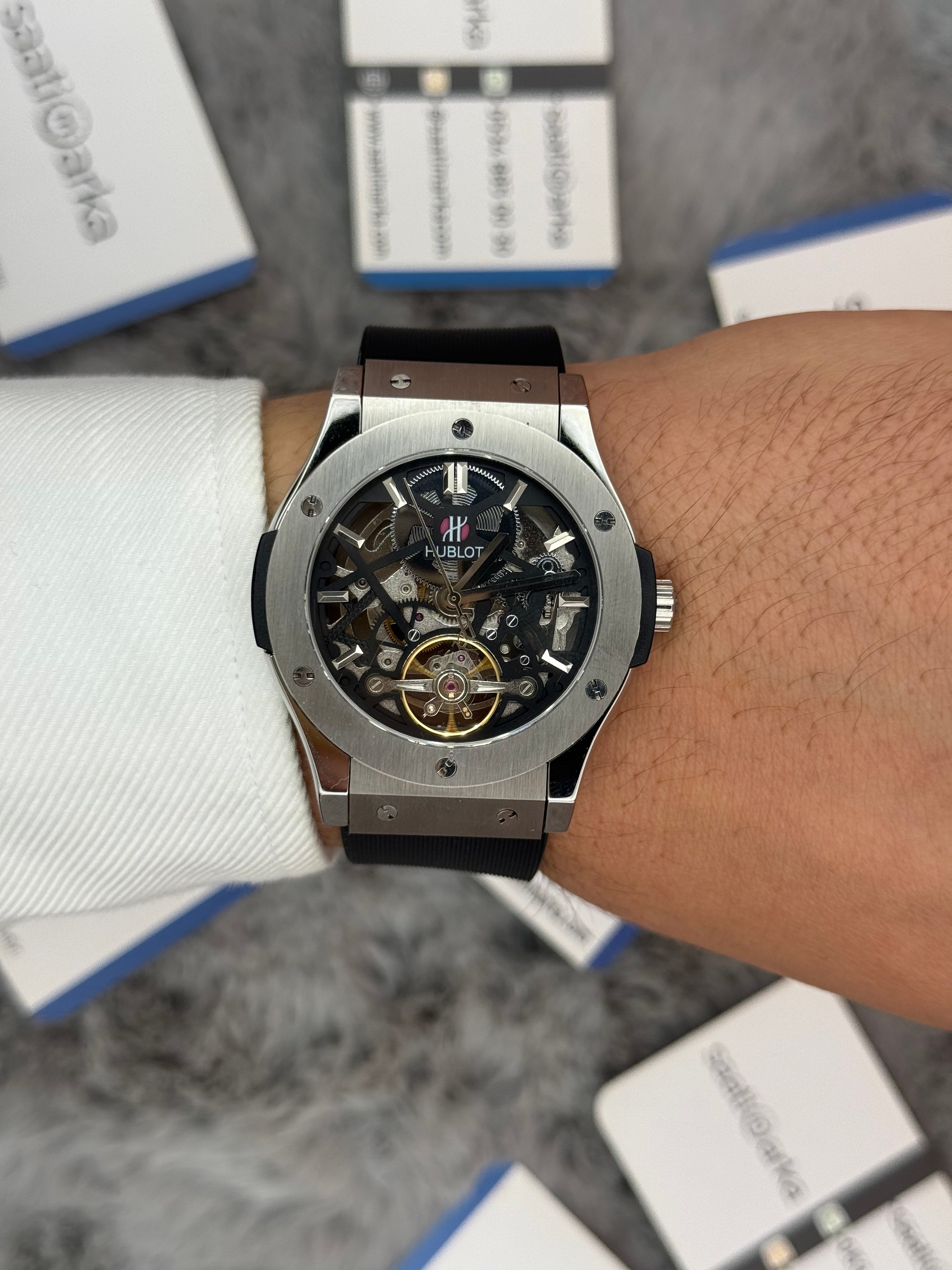 HUBLOT big bang tourbillon 41mm silver kasa siyah kauçuk kordon erkek kol saati