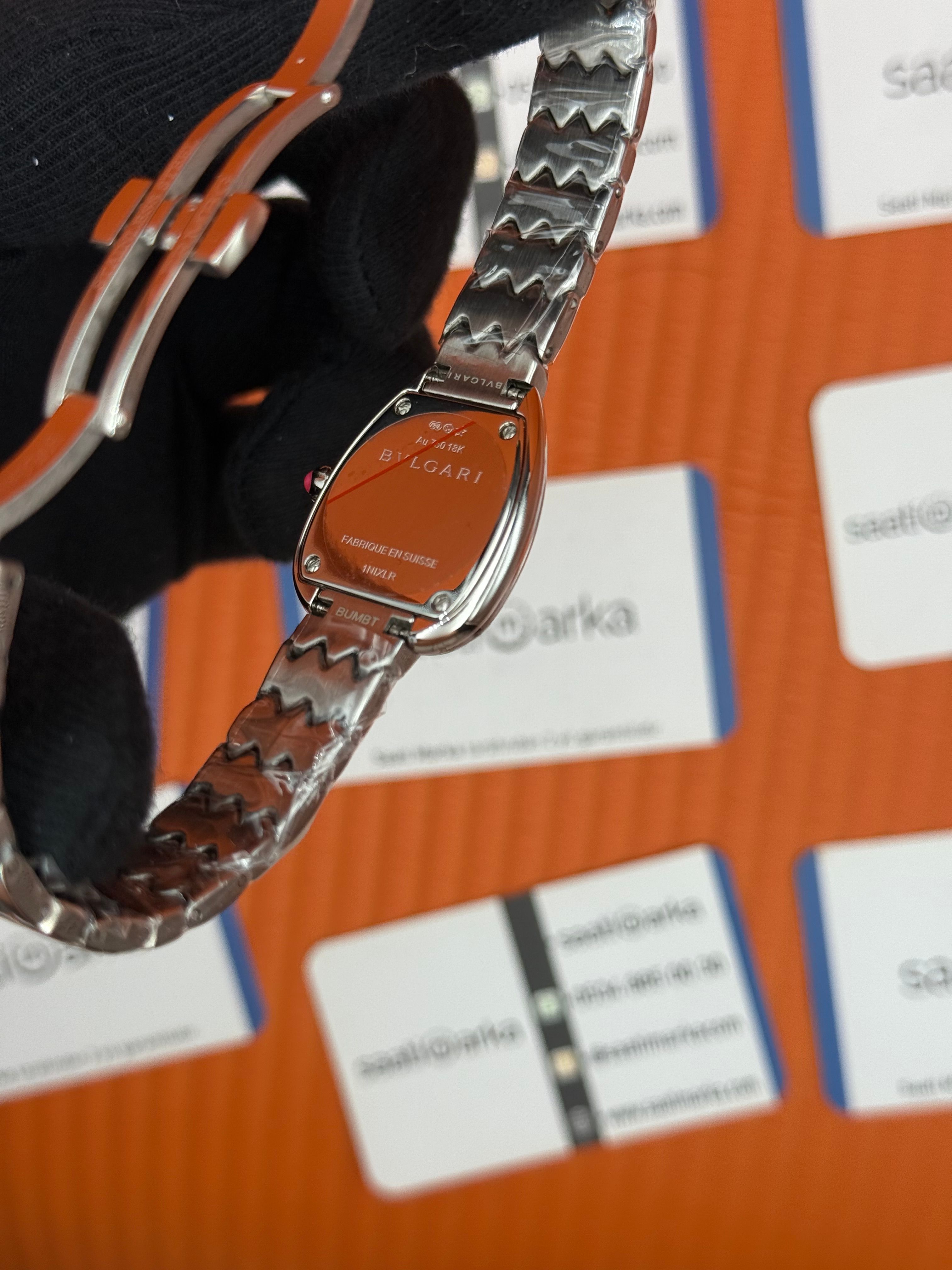BVLGARİ serpenti seduttori taşlı bezel yeşil kadran silver kasa kordon kadın kol saati