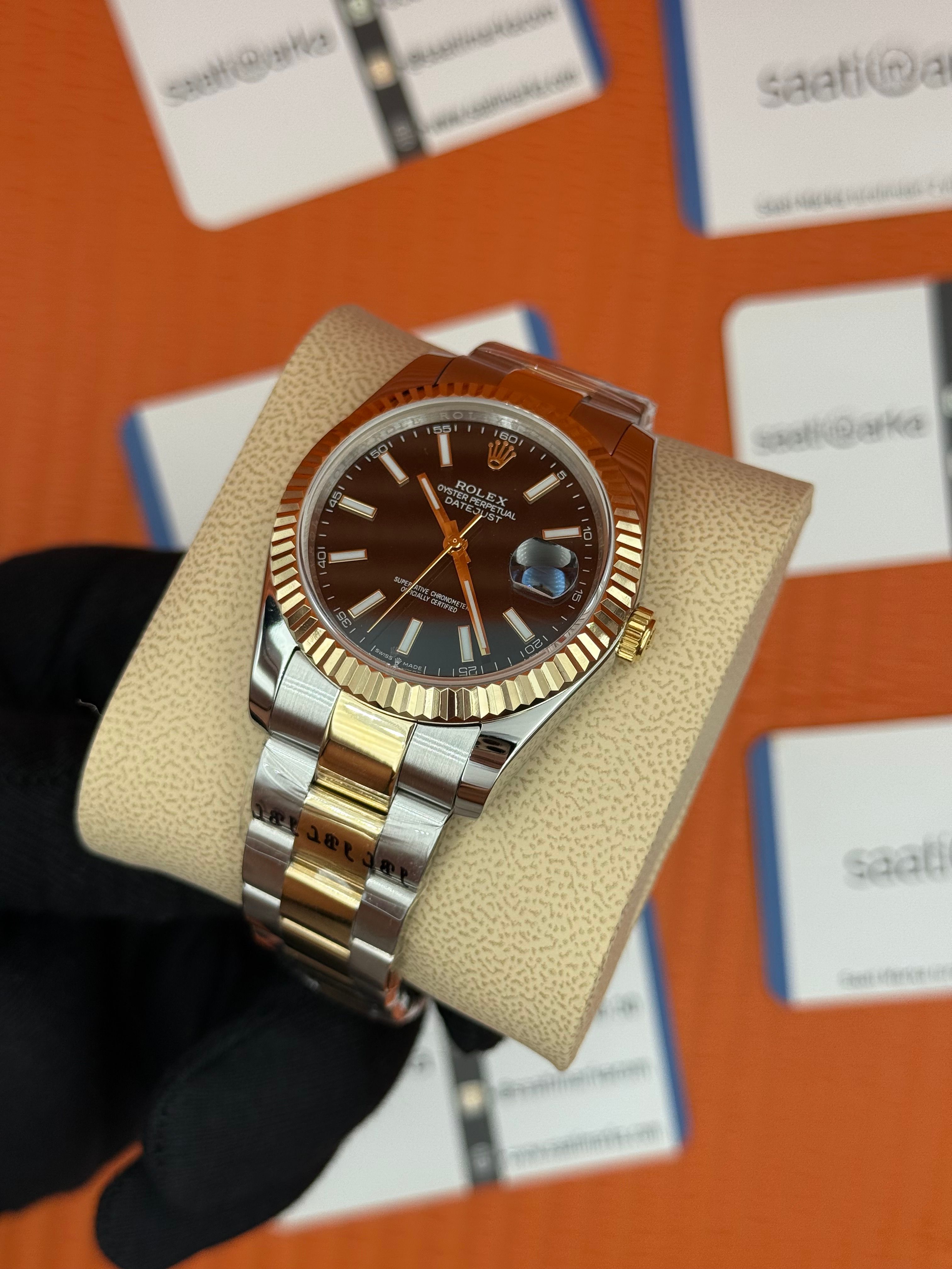 ROLEX Datejust black dial gold silver kasa-kordon oyster 