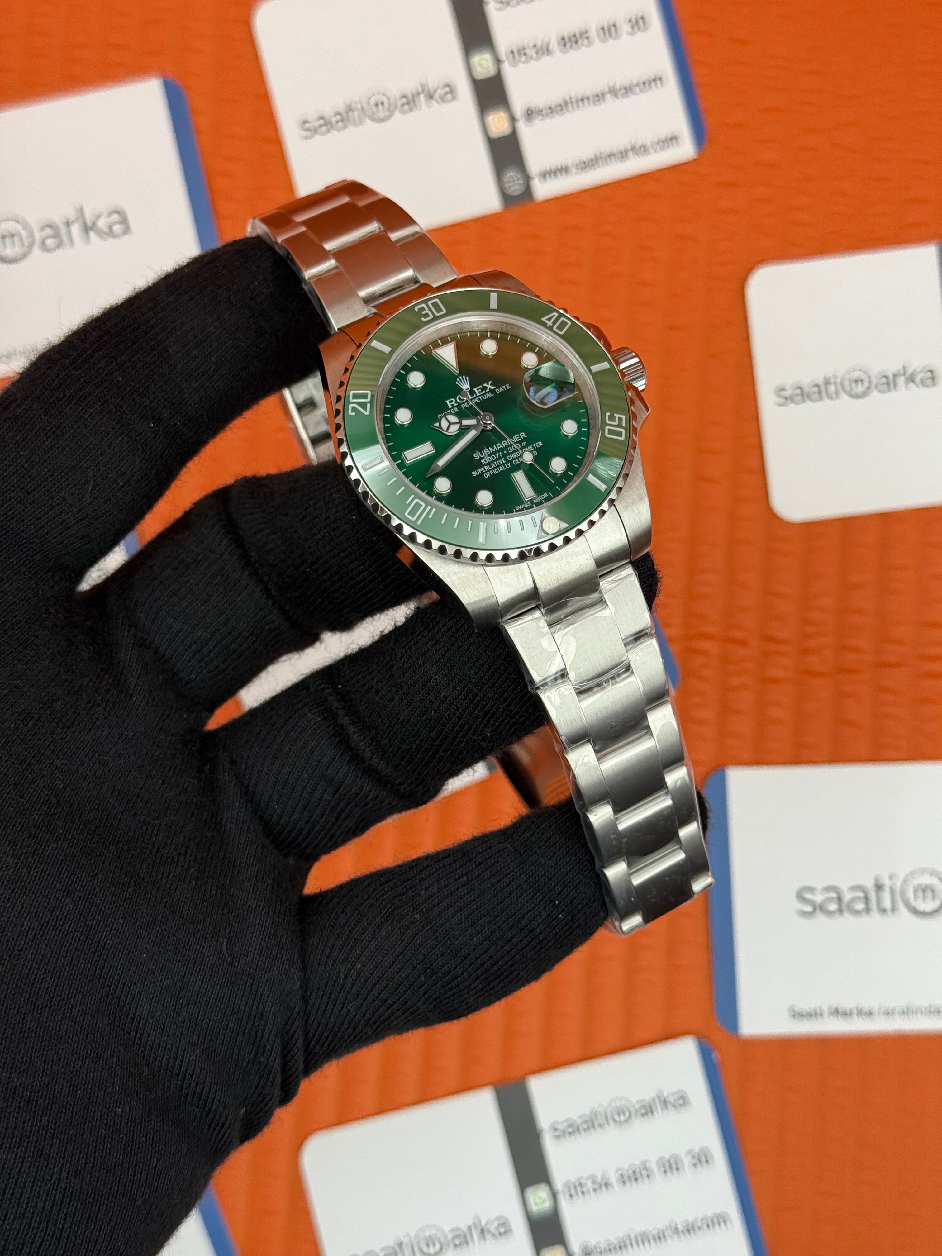ROLEX Submariner hulk oyster perpetual date