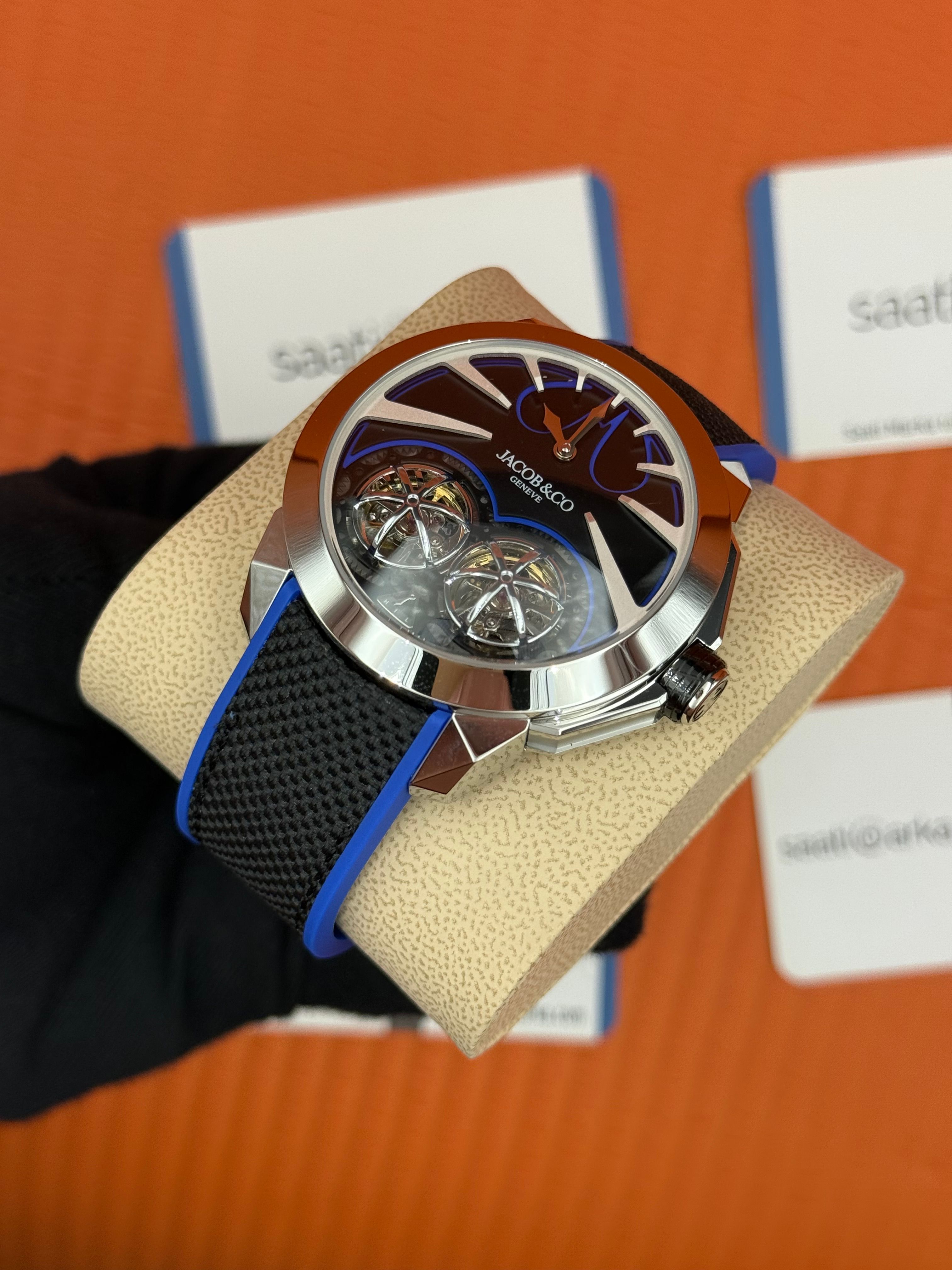 JACOB&CO siyah turbillon kadran mavi siyah kauçuk kordon silver kasa 