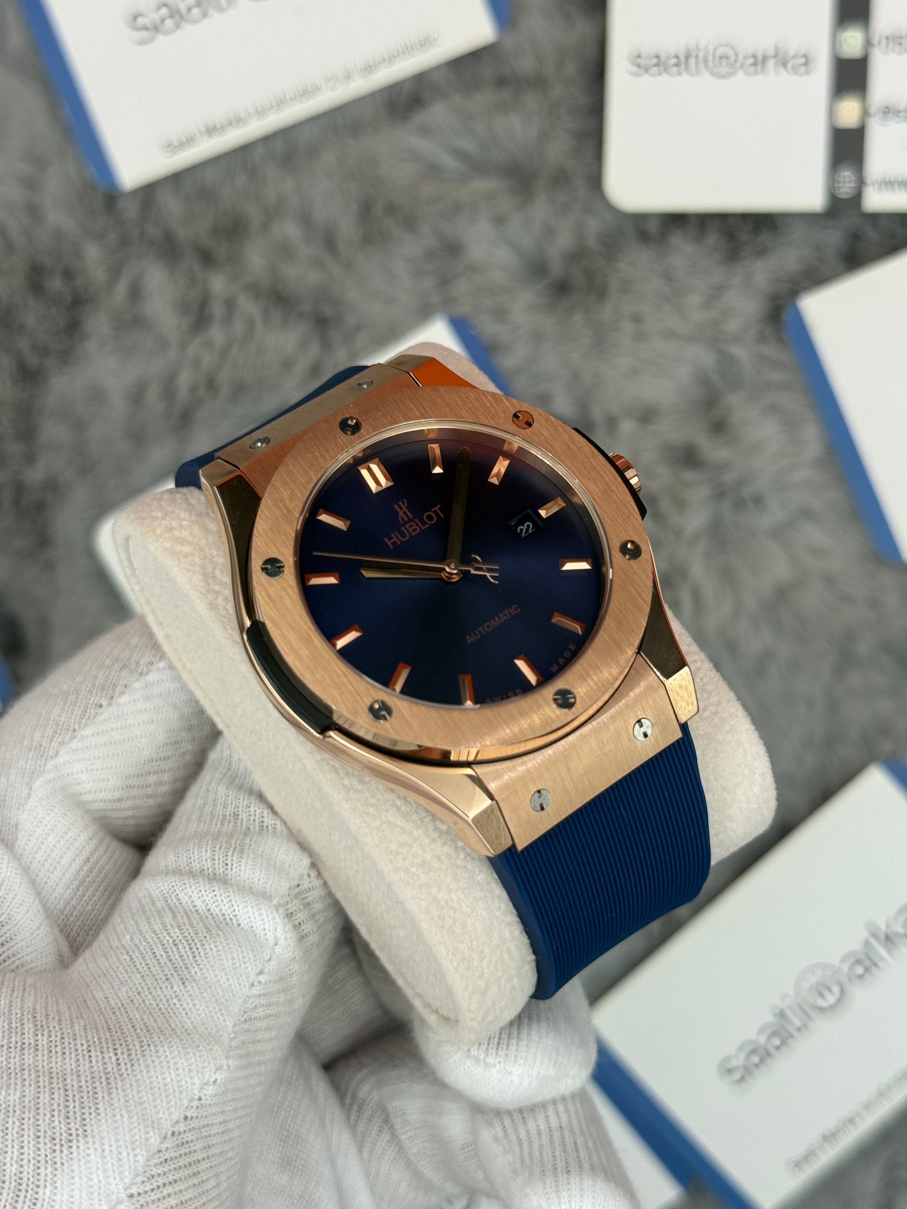 HUBLOT vendome 41mm rose kasa lacivert kadran lacivert kauçuk kordon erkek kol saati