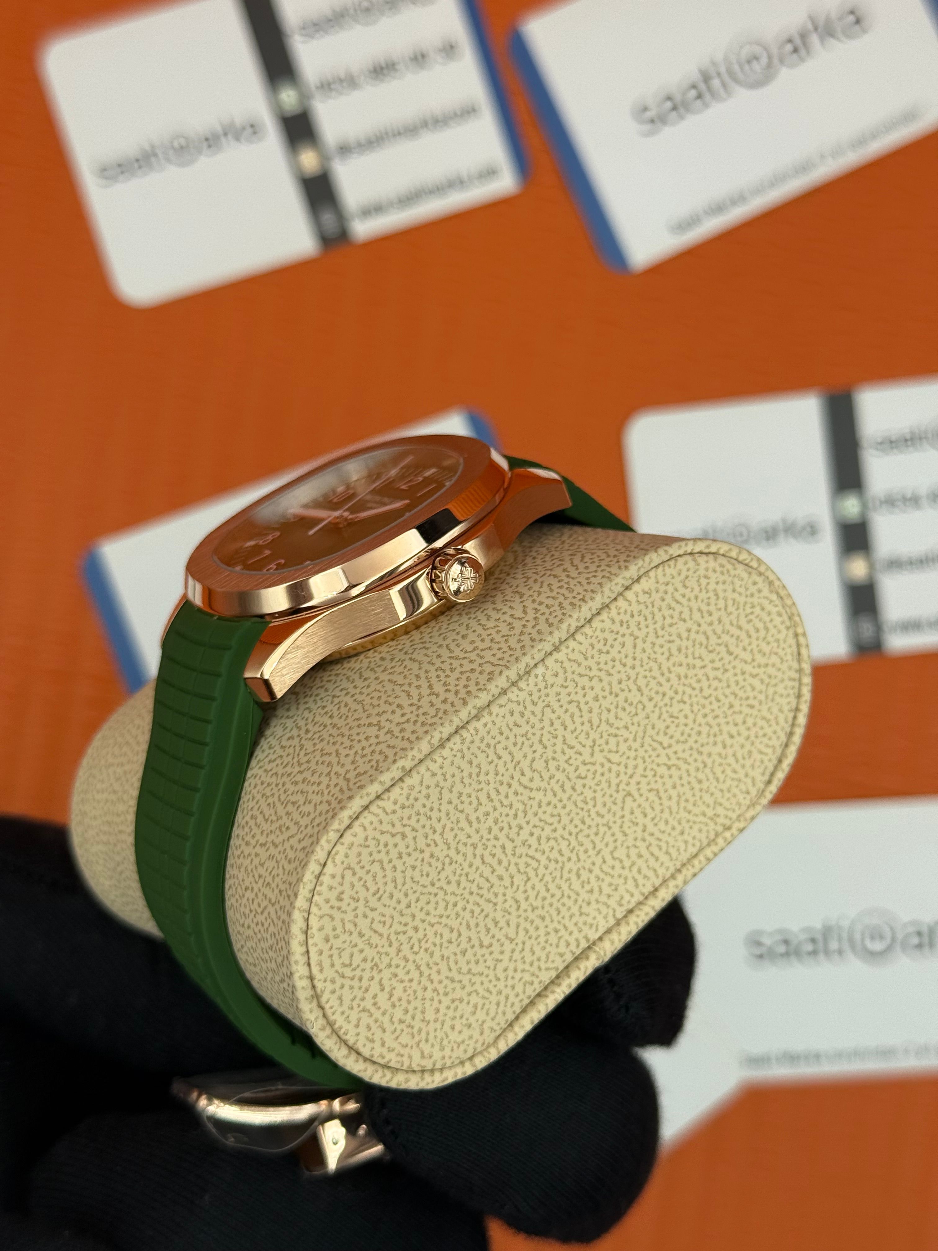 PATEK PHILIPPE Aquanaut yeşil kadran yeşil kauçuk kordon rose kasa