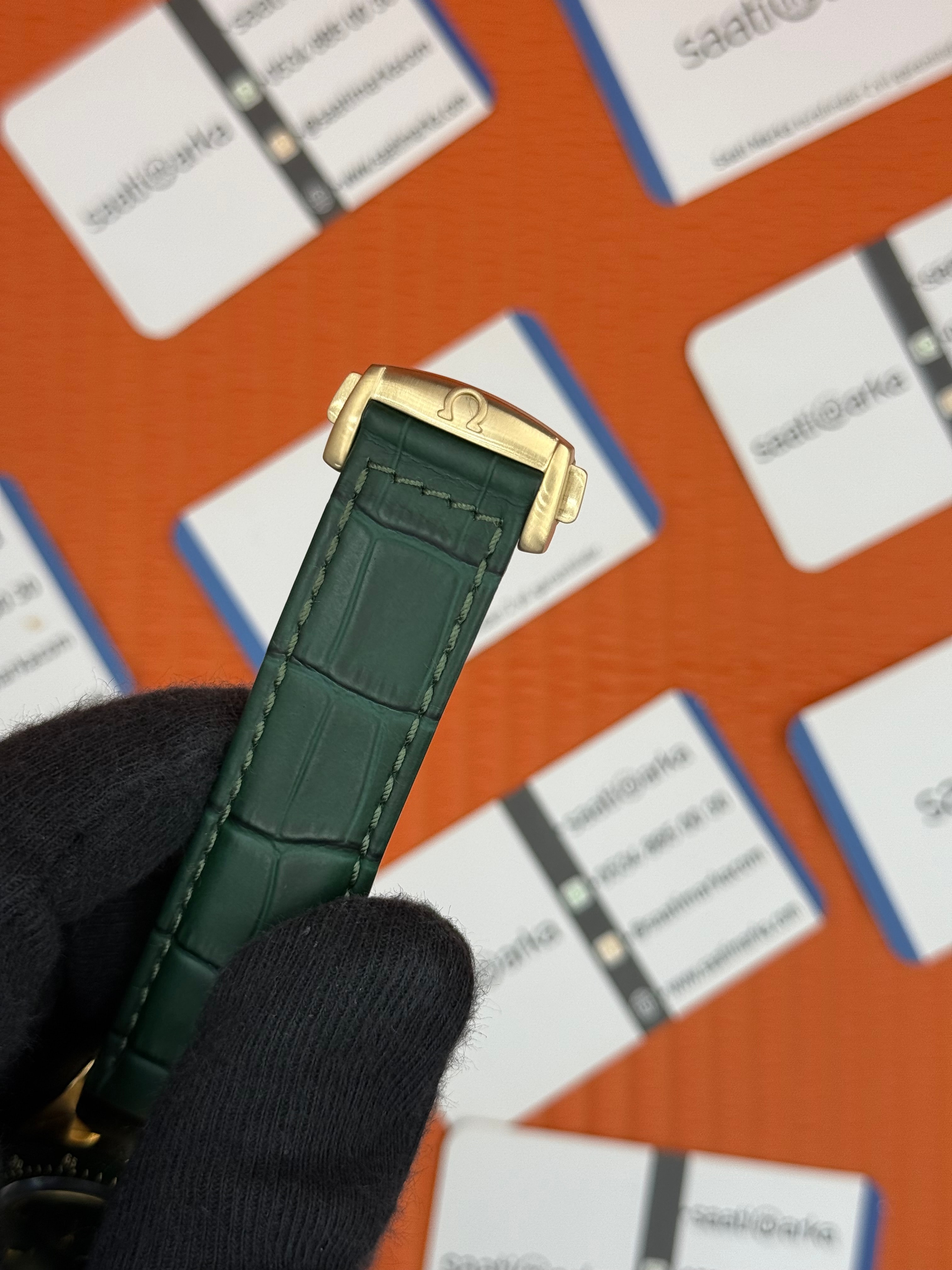 OMEGA SPEEDMASTER PROFESSIONAL YEŞİL KORDON YEŞİL KADRAN GOLD KASA