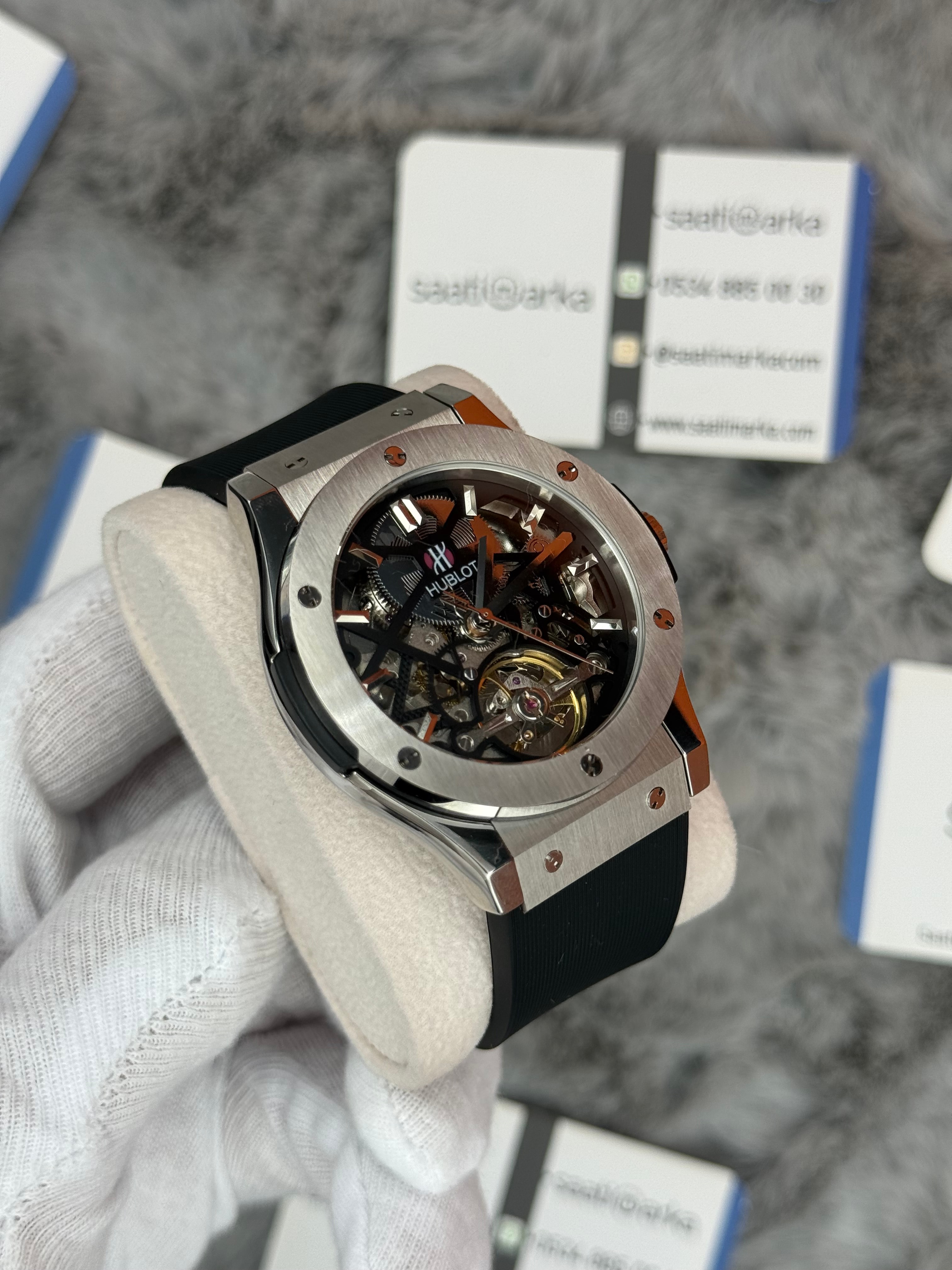 HUBLOT big bang tourbillon 41mm silver kasa siyah kauçuk kordon erkek kol saati