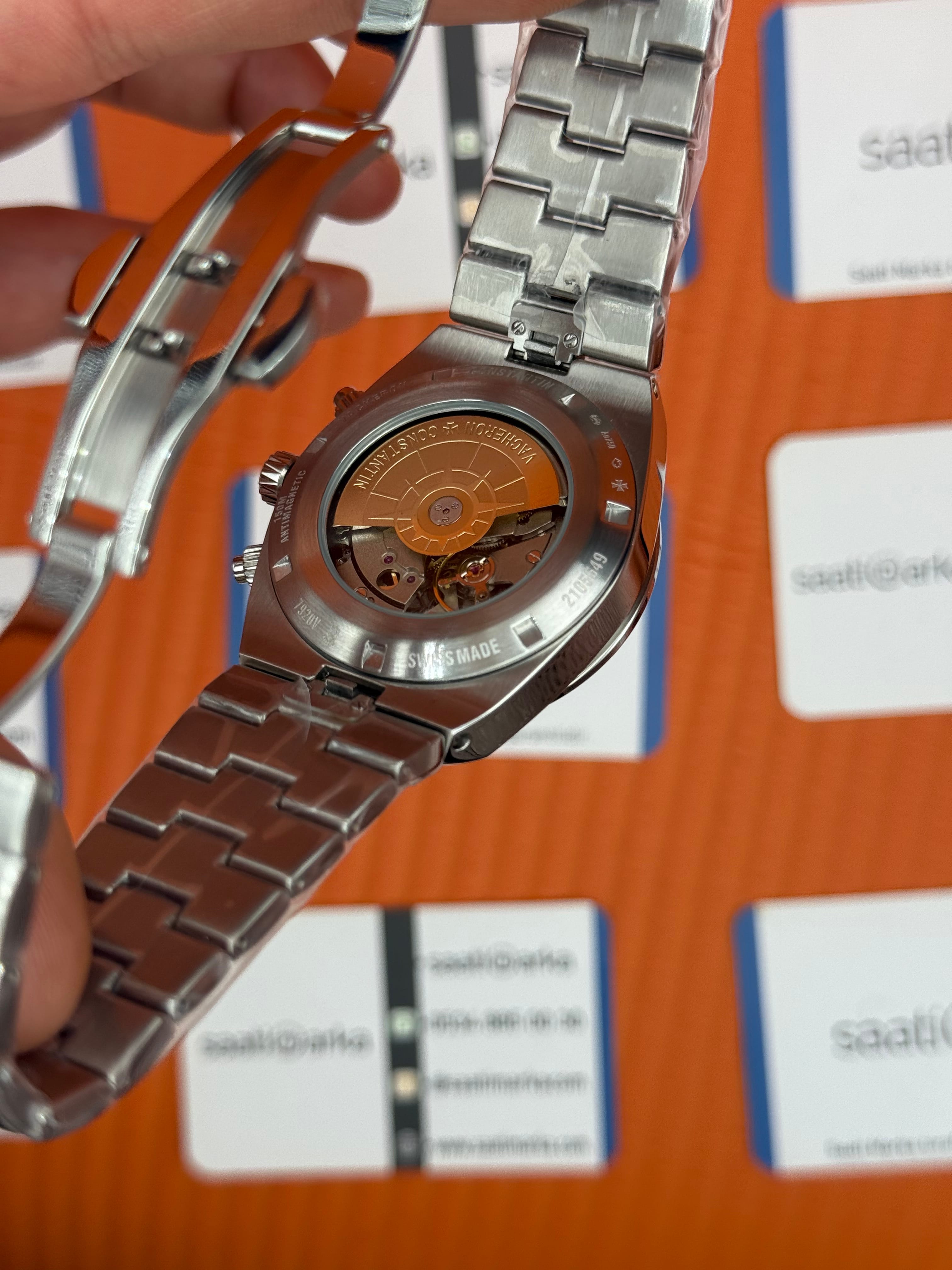 VACHERON CONSTANTIN overseas chronograph mavi kadran silver kasa kordon erkek kol saati