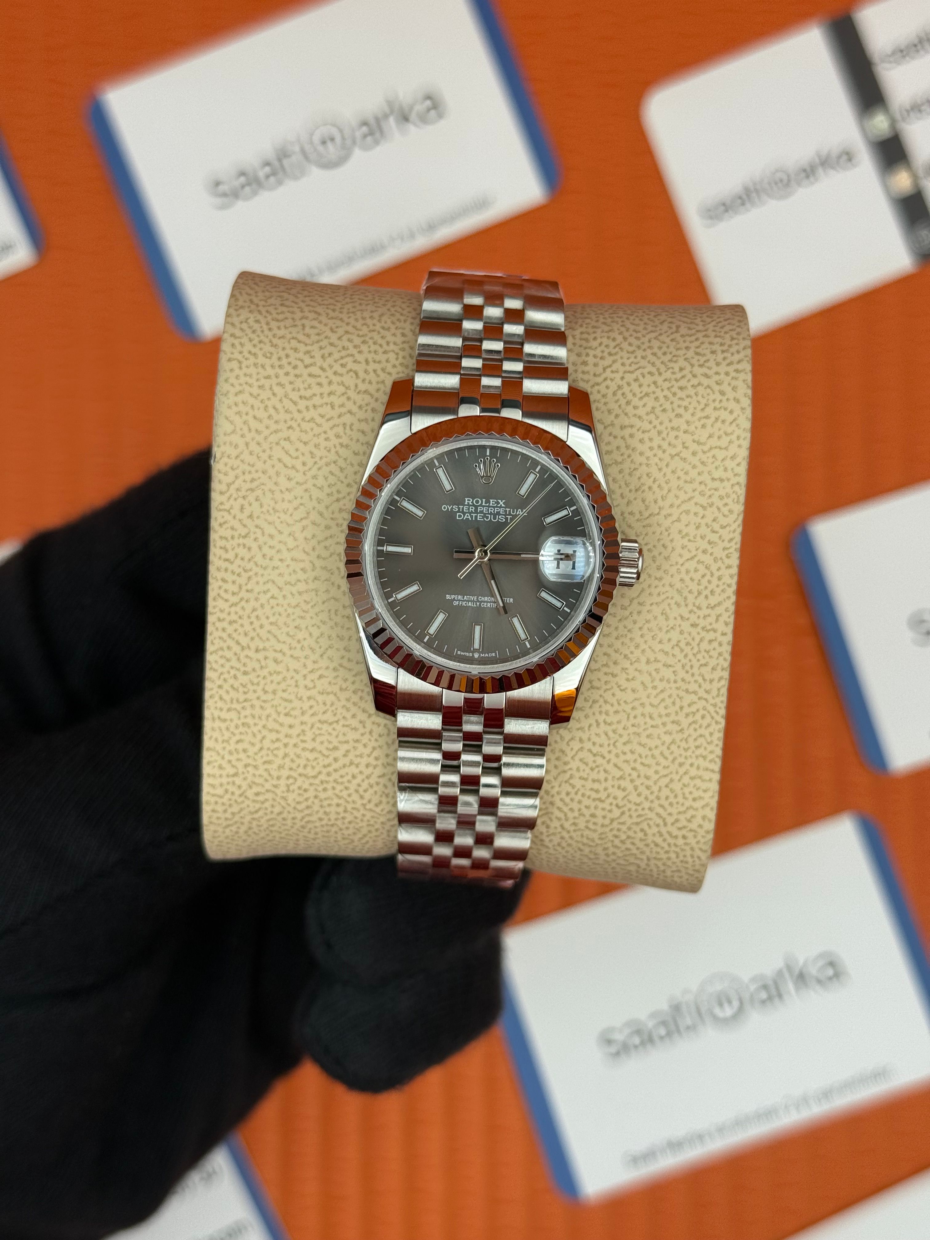 ROLEX datejust 31mm gri kadran silver jubilee kordon