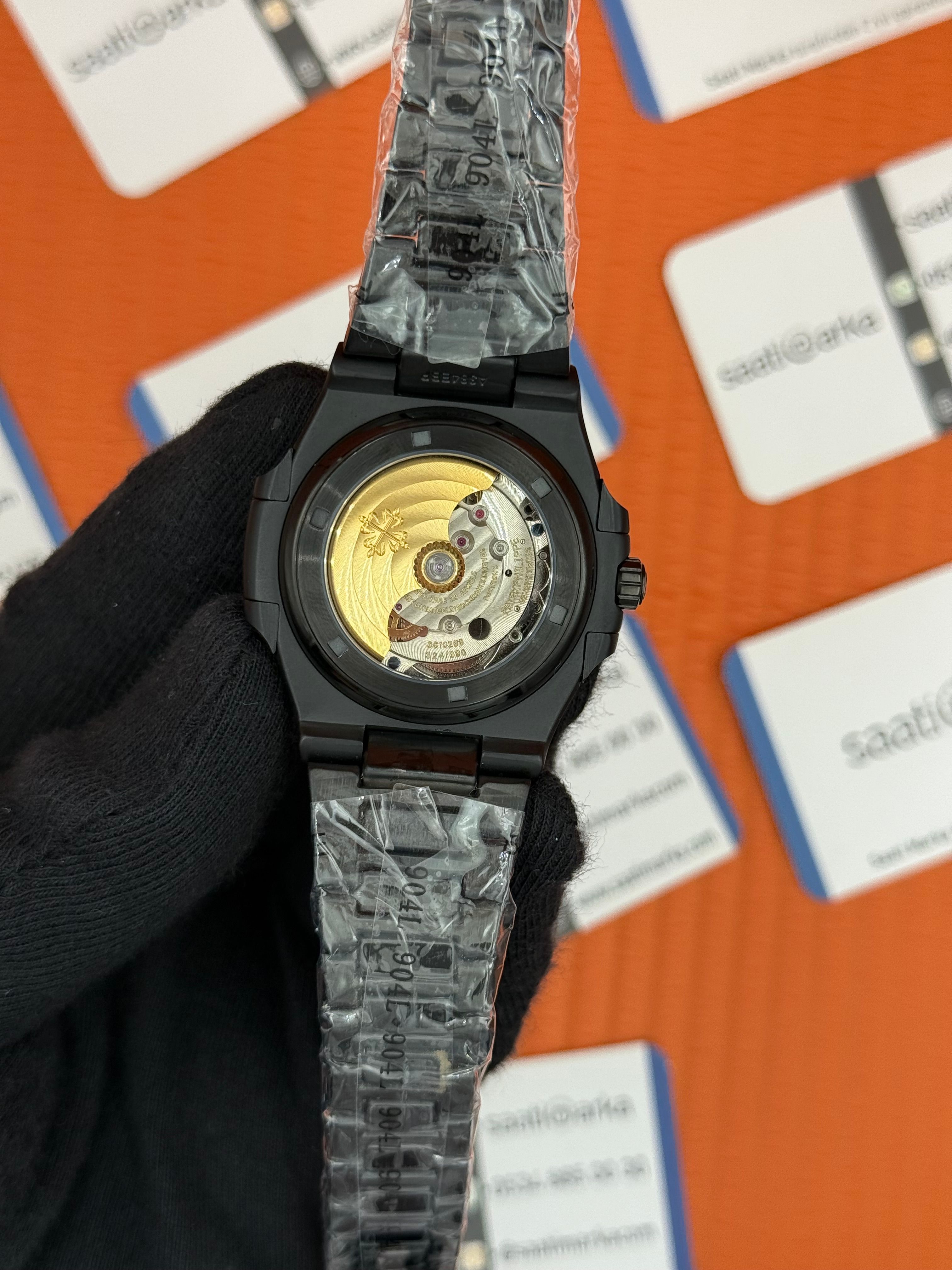PATEK PHILIPPE NAUTLİUS SUNRİSE SİYAH KORDON-KASA