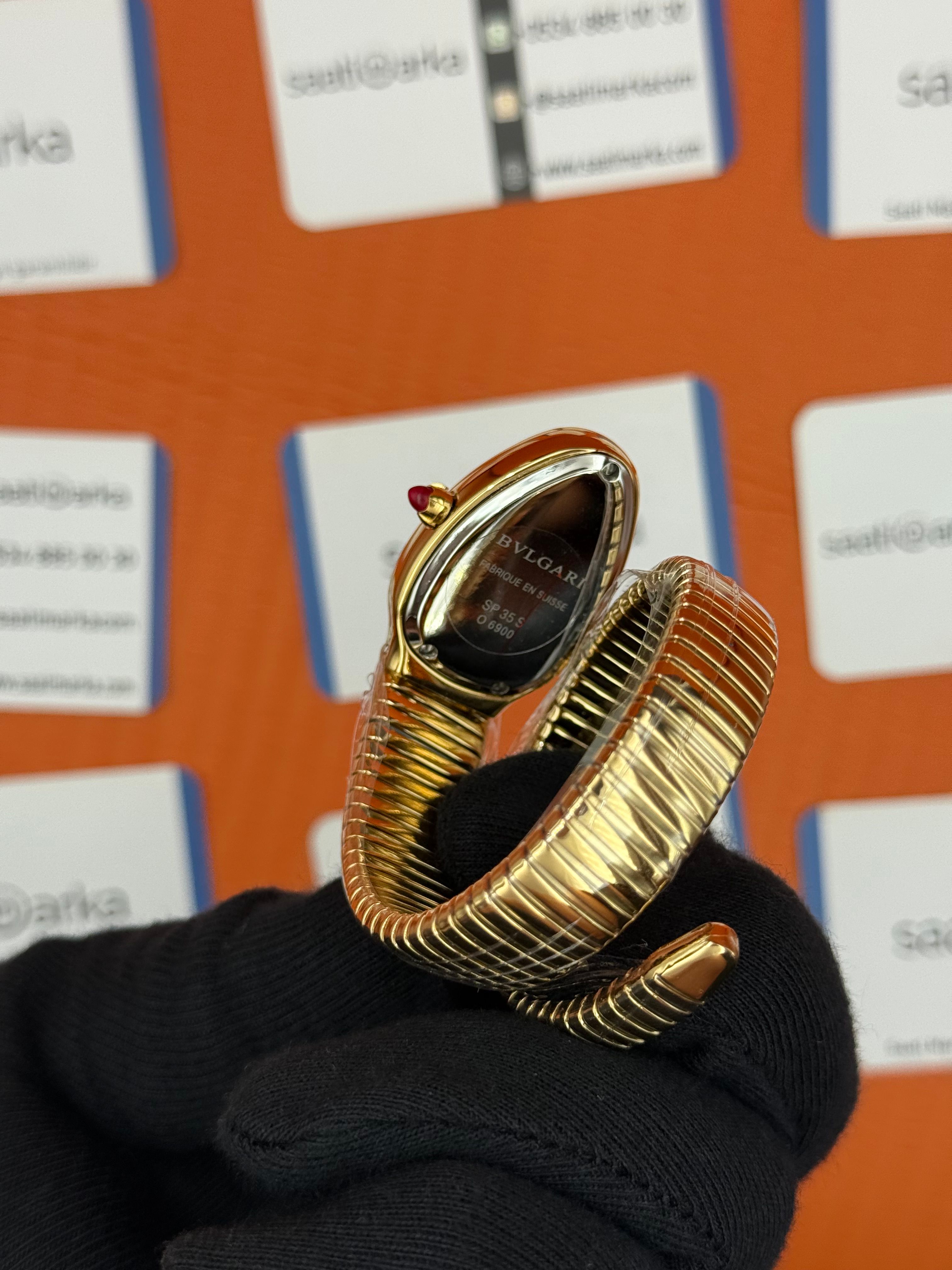 BVLGARİ serpenti tek sarma gold kordon taşlı bezel mavi kadran kadın kol saati