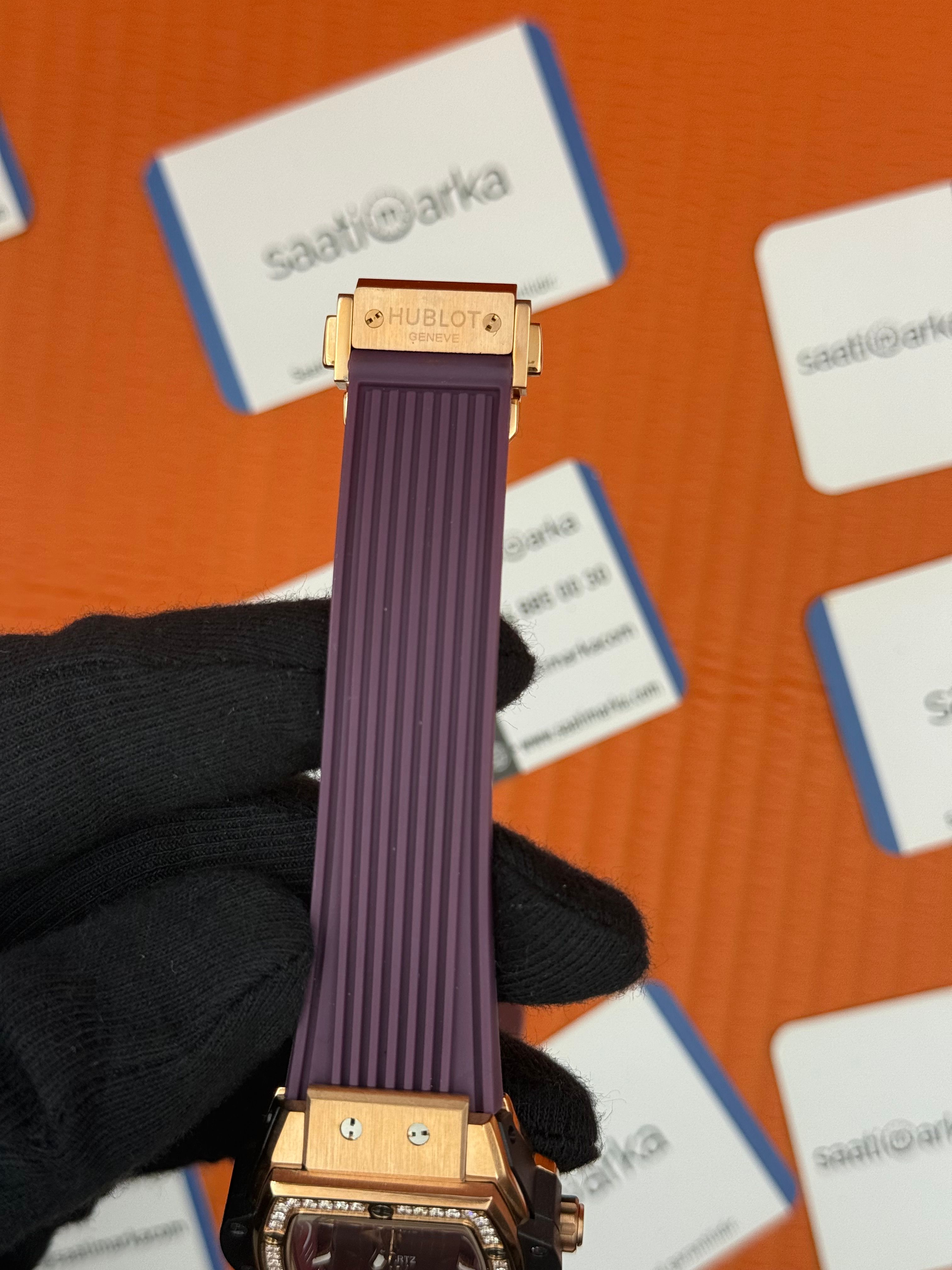 HUBLOT taşlı bezel rose kasa mor kadran mor kauçuk kordon kadın kol saati