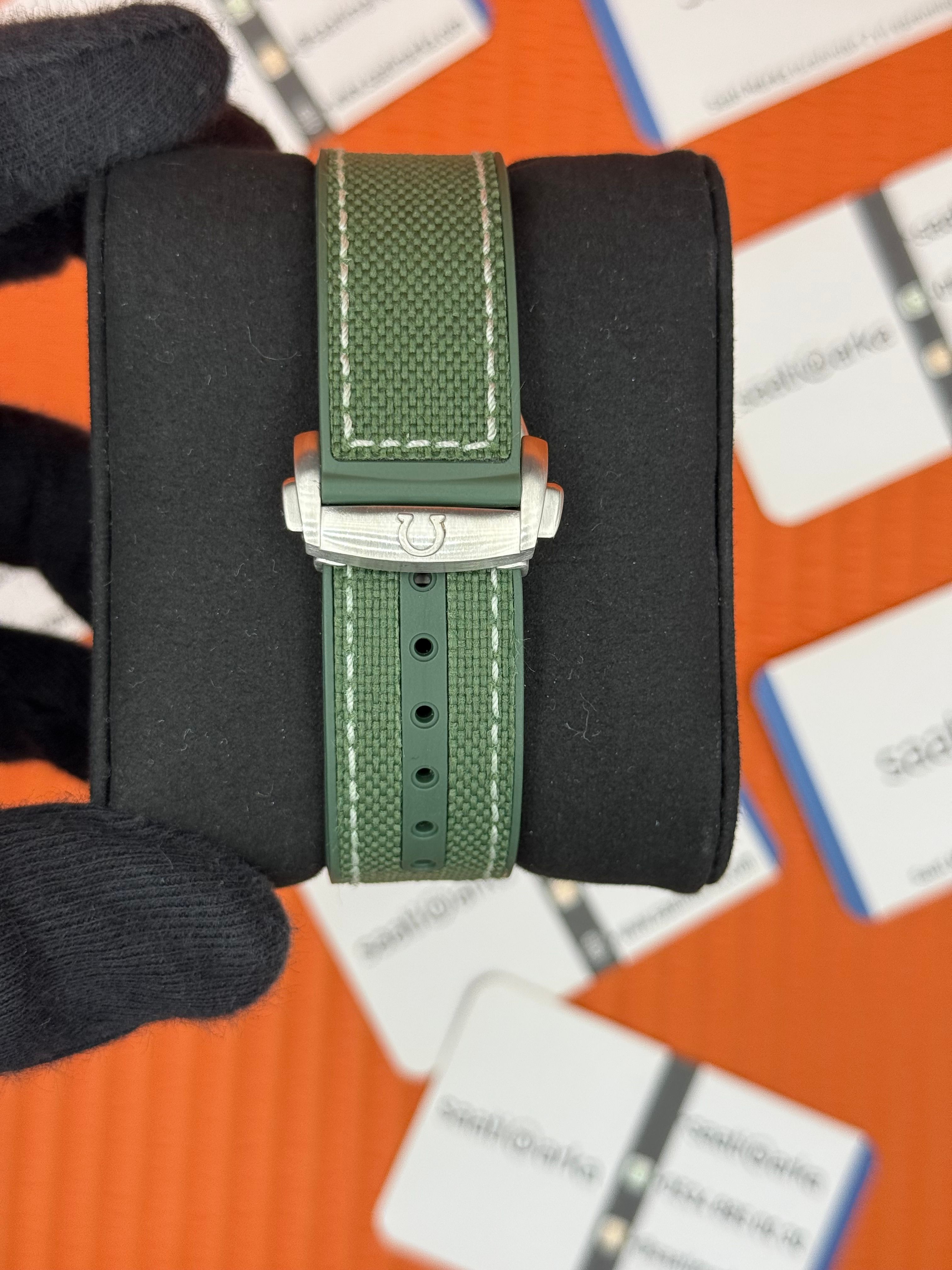 OMEGA SEAMASTER CHRONOMETER HAKİ KORDON GRİ KADRAN  600M