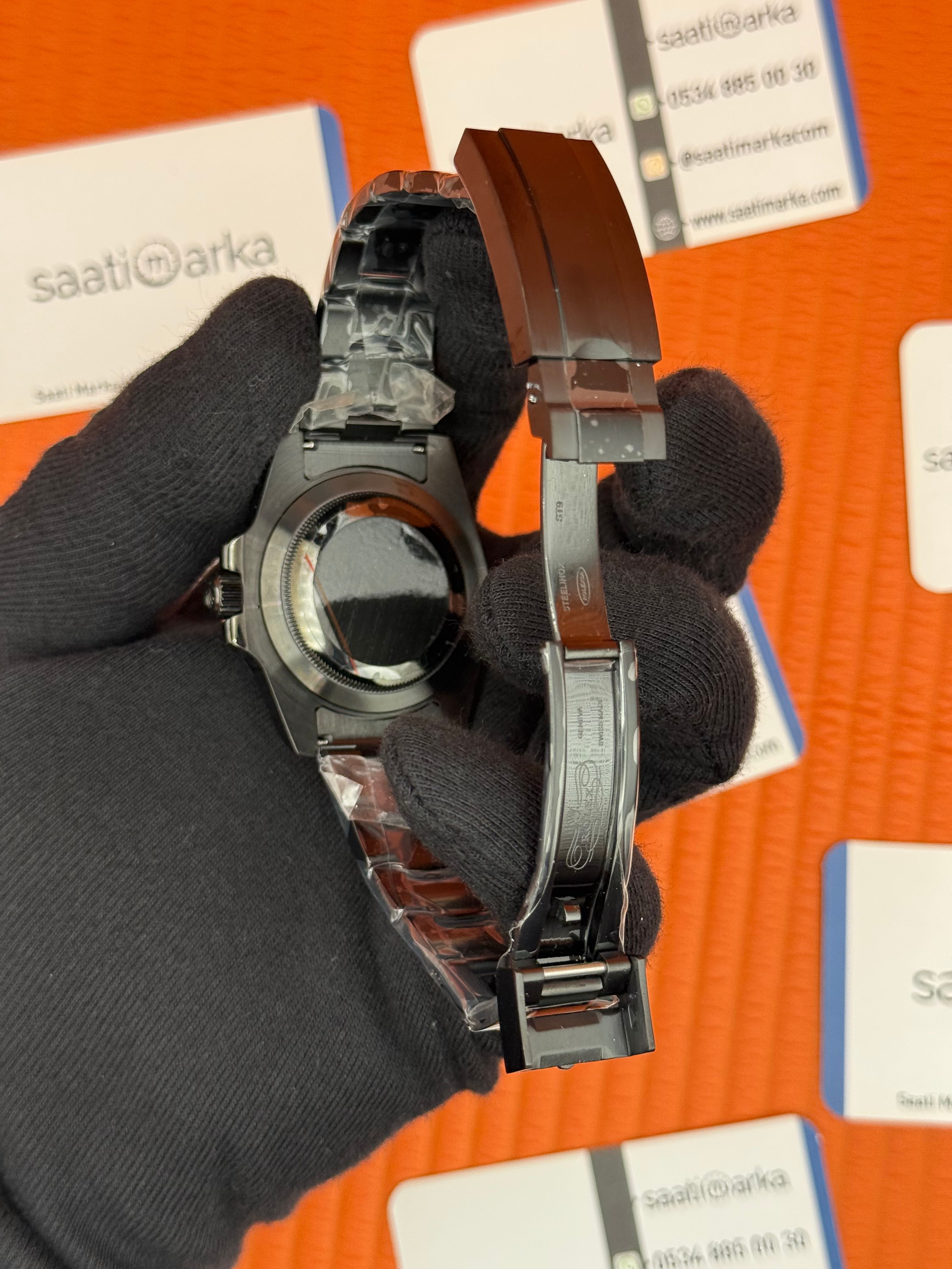 ROLEX Submariner oyster siyah kordon-kasa date