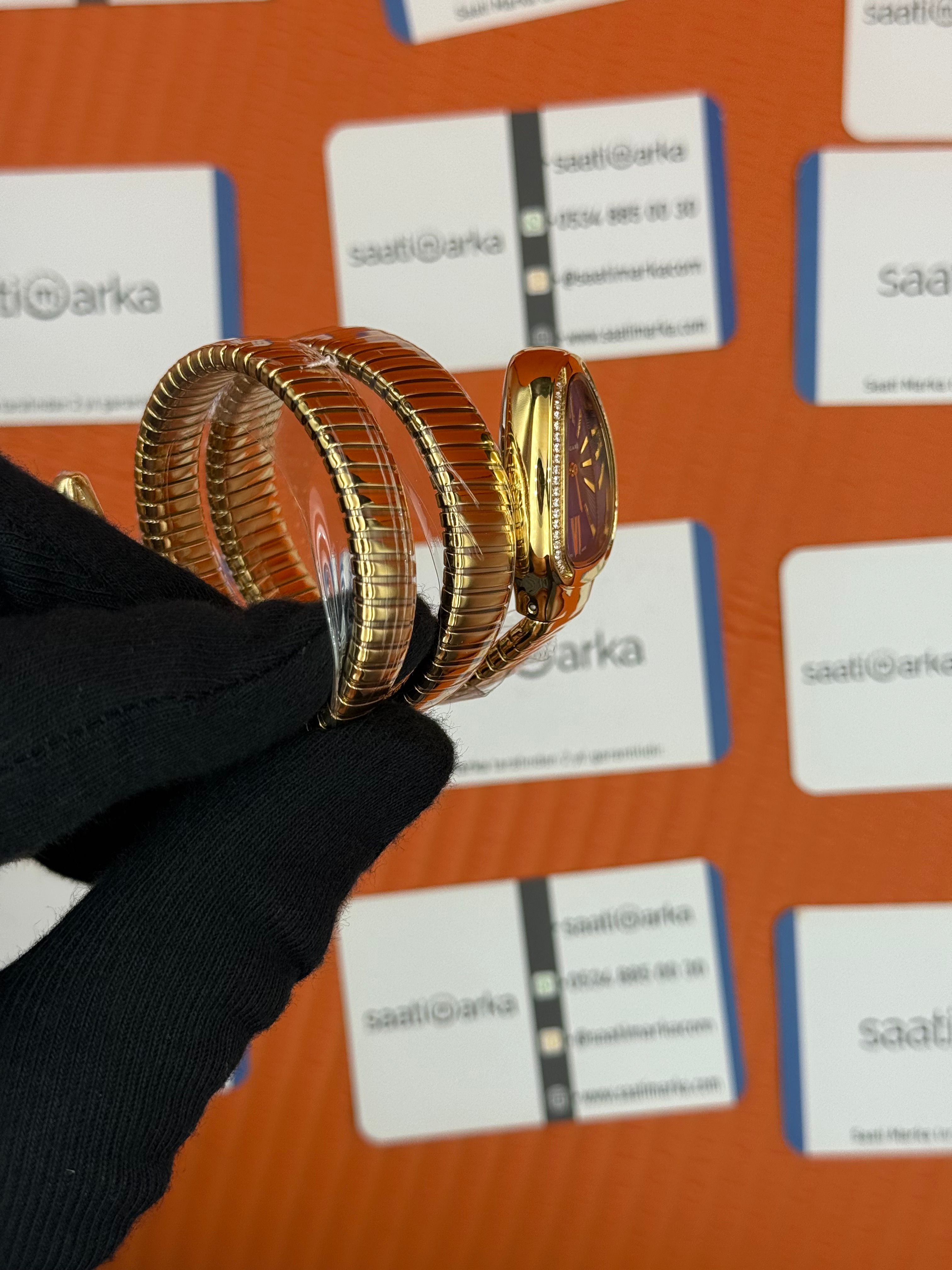 BVLGARİ serpenti çift sarma gold kordon taşlı bezel mavi kadran kadın kol saati