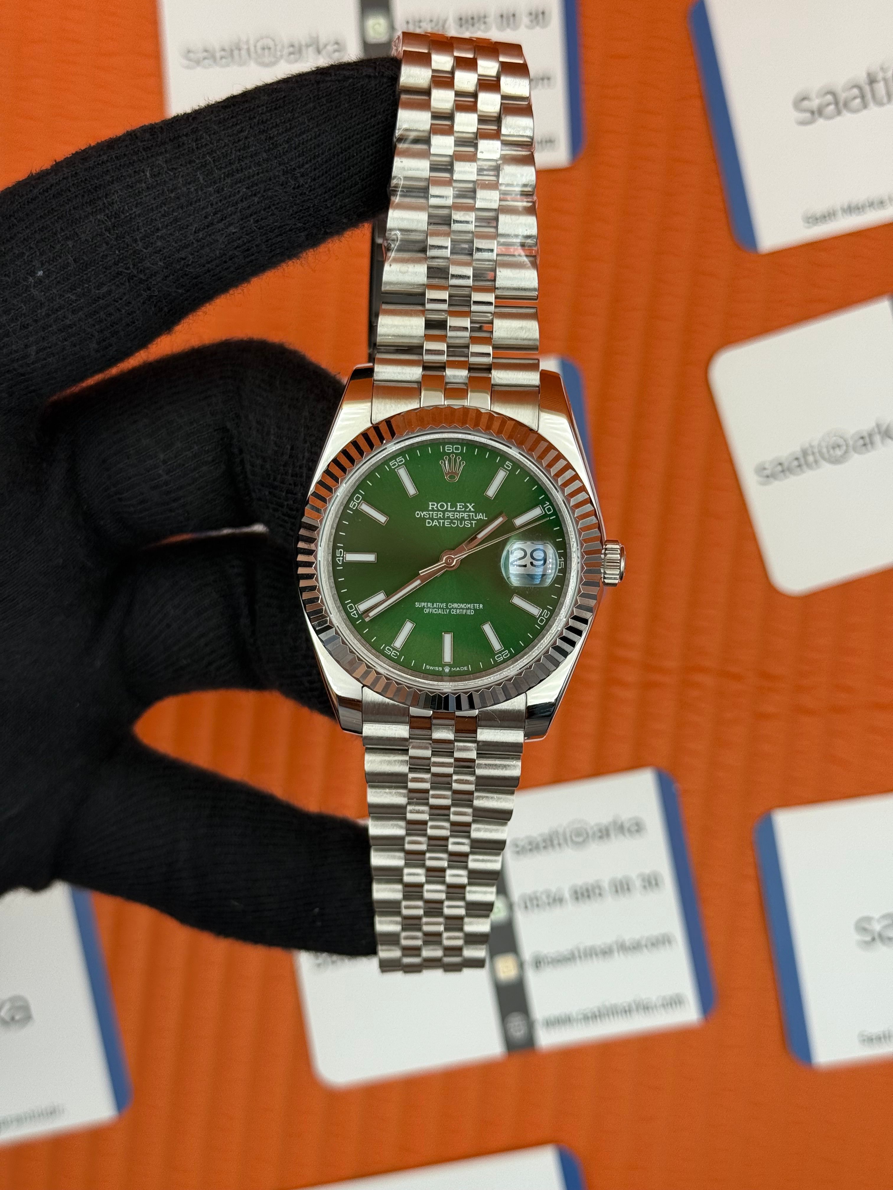 ROLEX Datejust green dial silver jubilee kordon