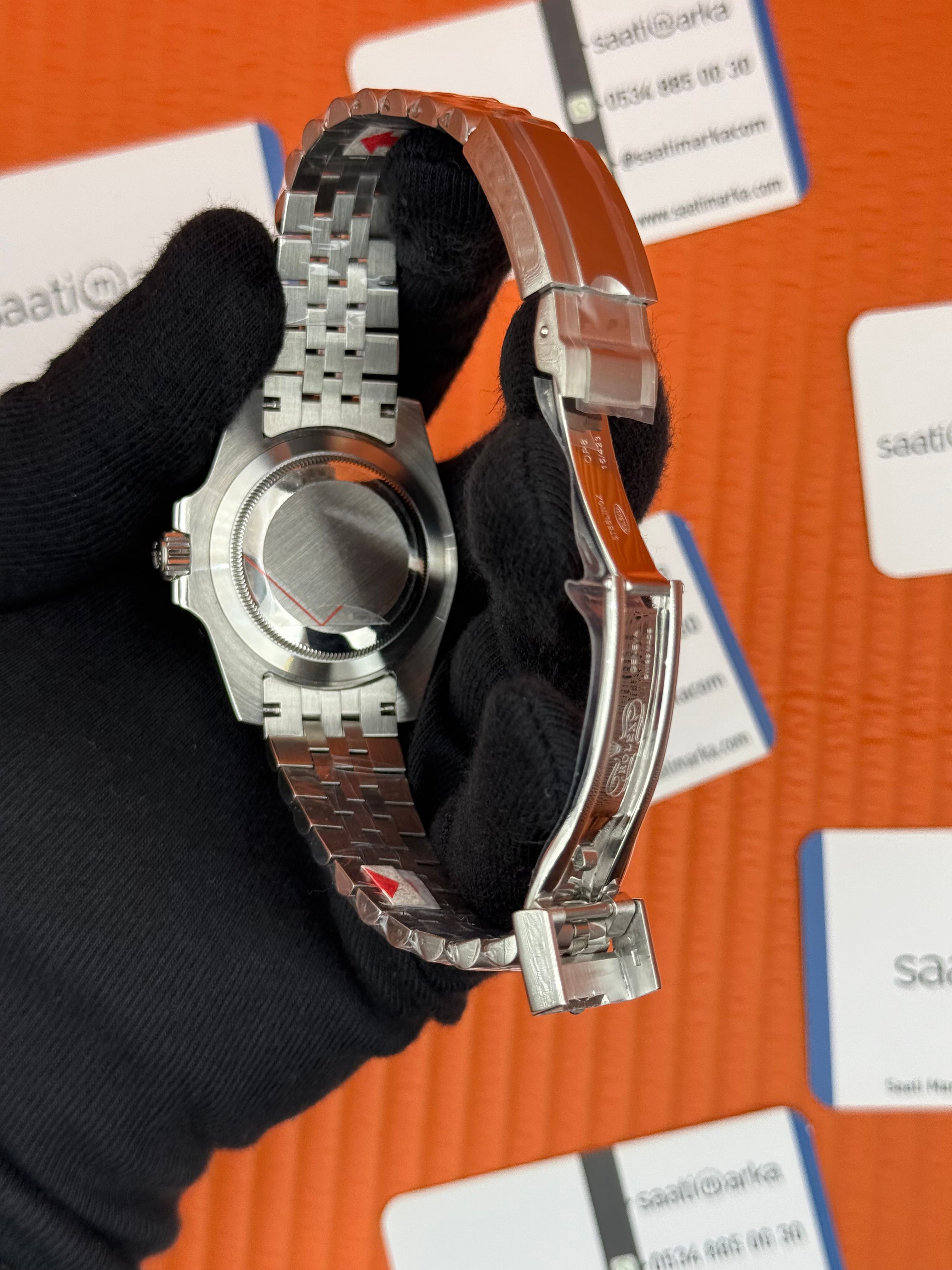 ROLEX Submariner hulk jubille silver kordon