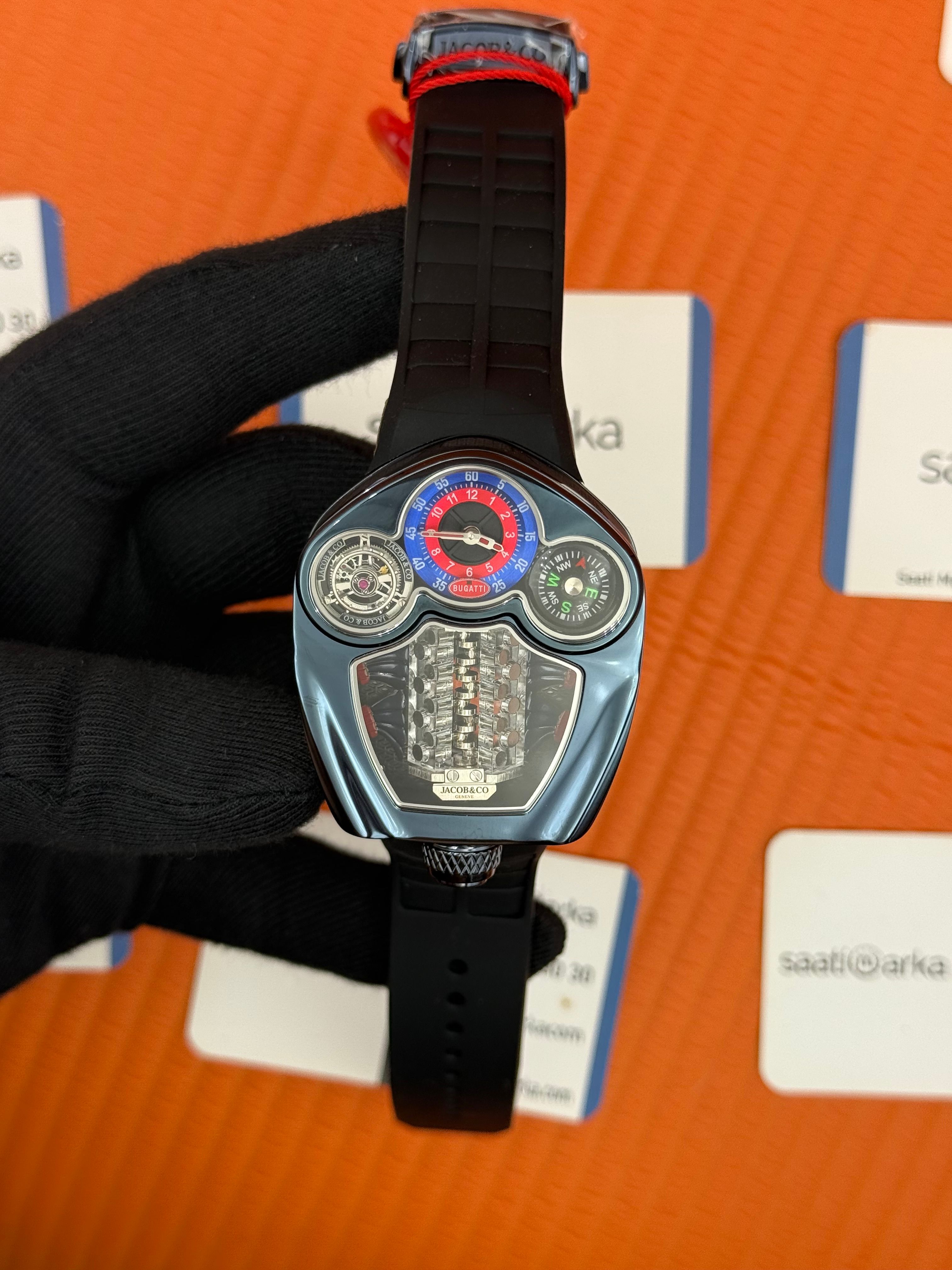 JACOB&CO BUGATTI  turbillon lacivert kasa siyah kauçuk kordon 