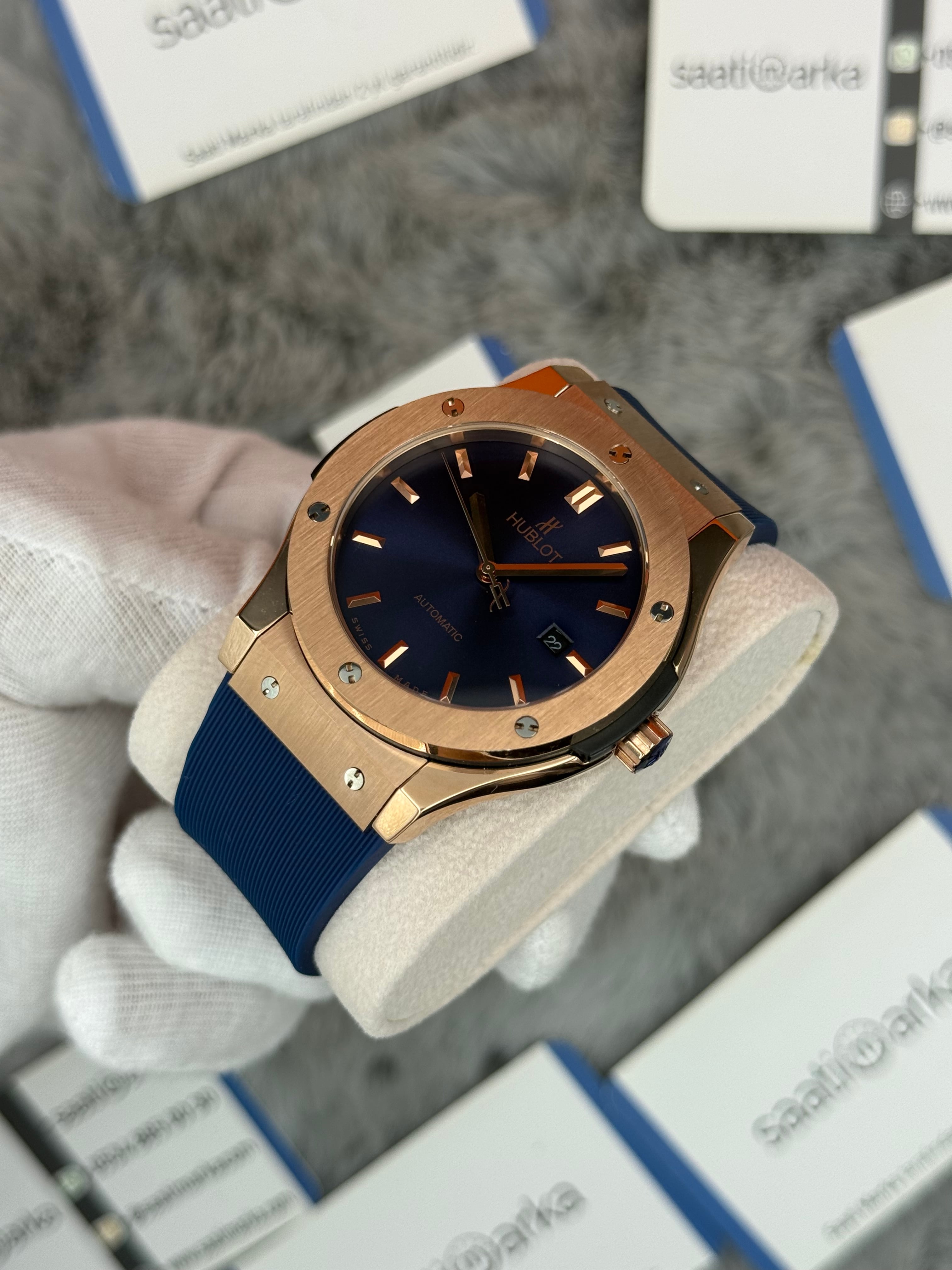 HUBLOT vendome 41mm rose kasa lacivert kadran lacivert kauçuk kordon erkek kol saati